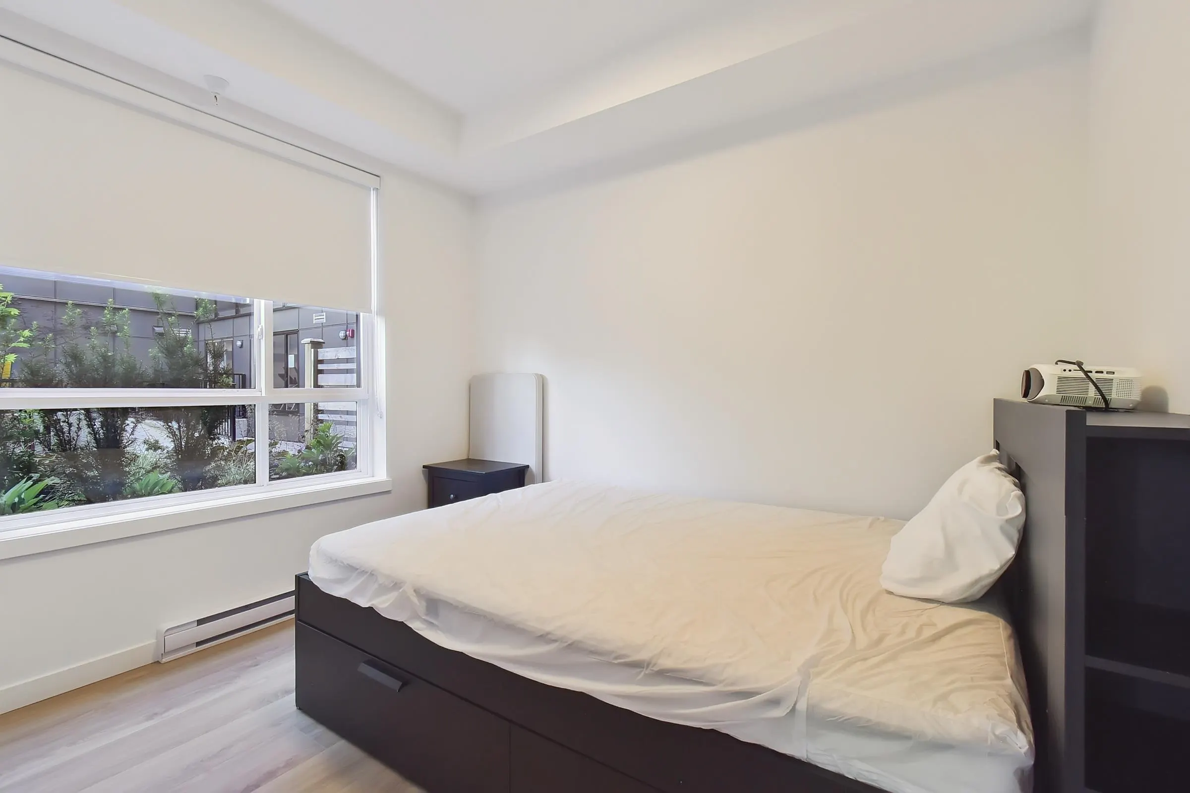 E113 13858 108 Avenue