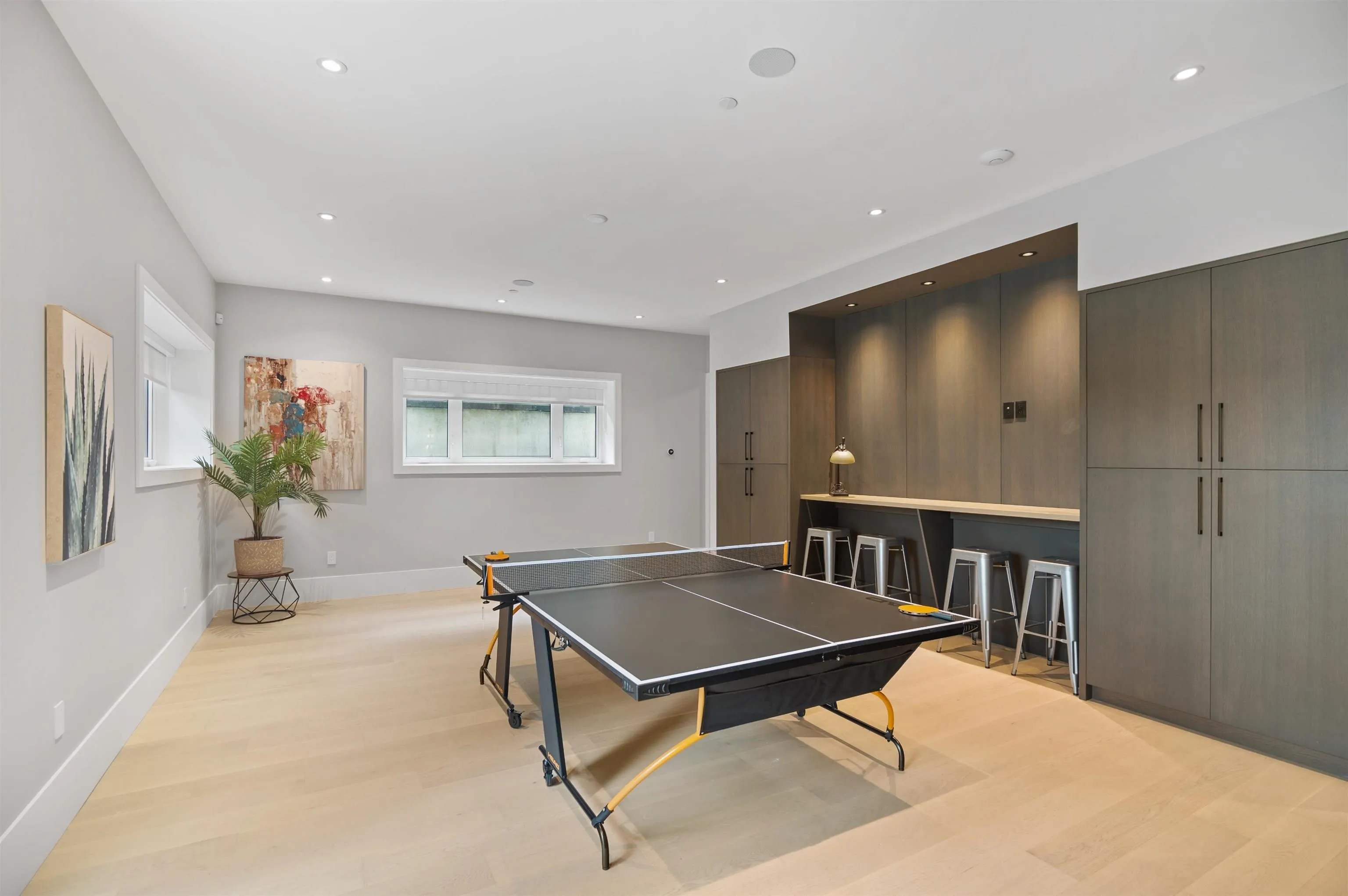 4172 Doncaster Way