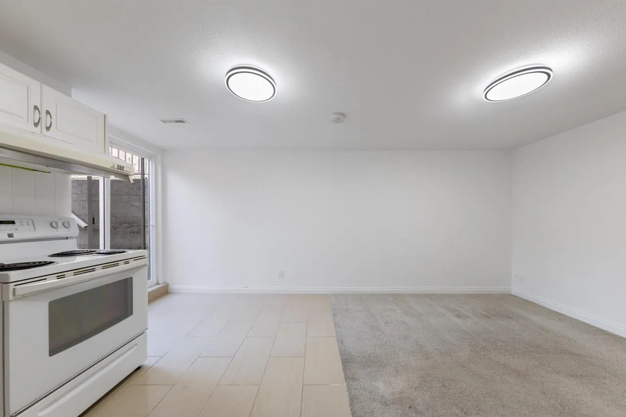 1135 Croft Road