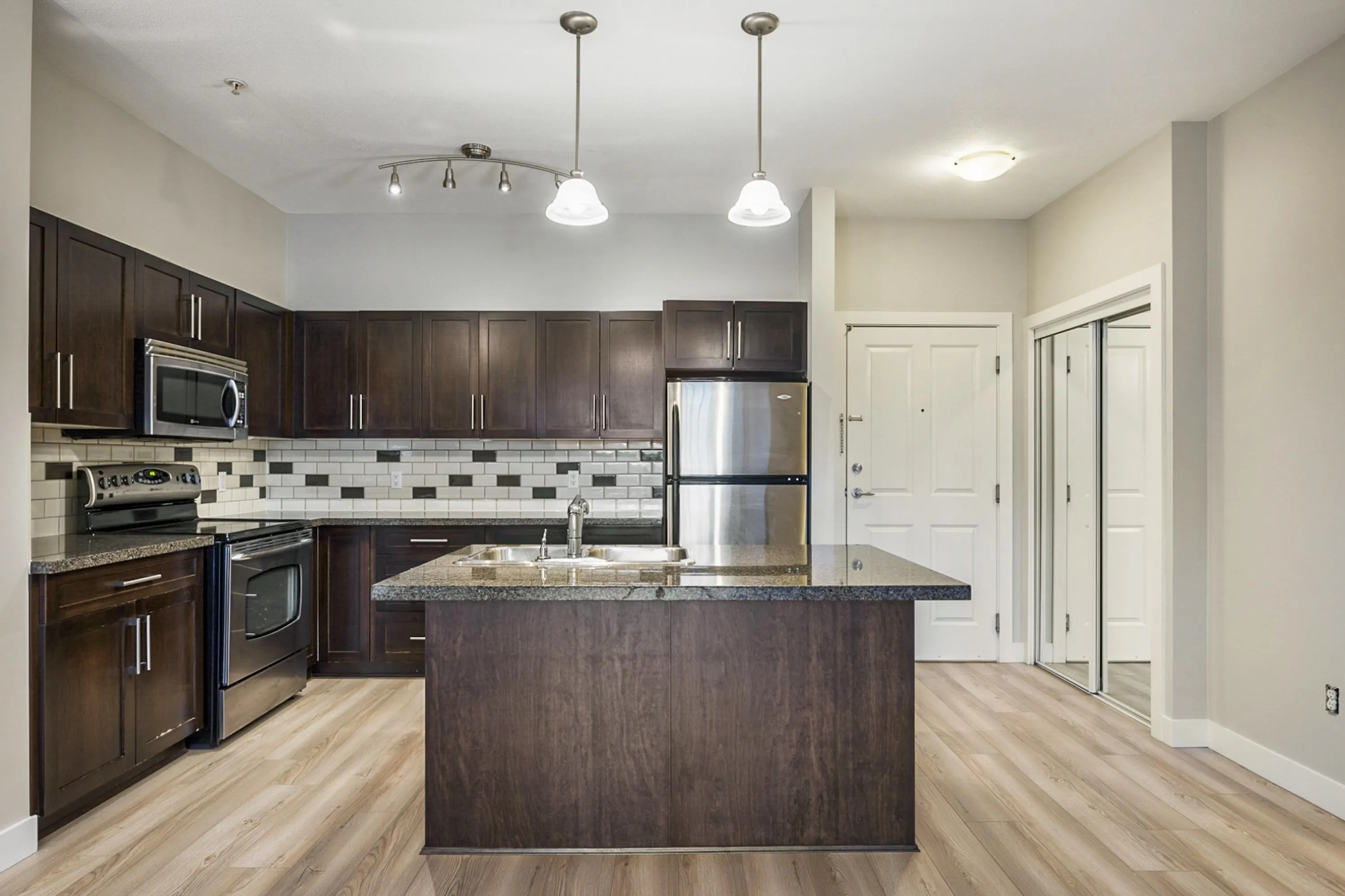 302 2353 Marpole Avenue