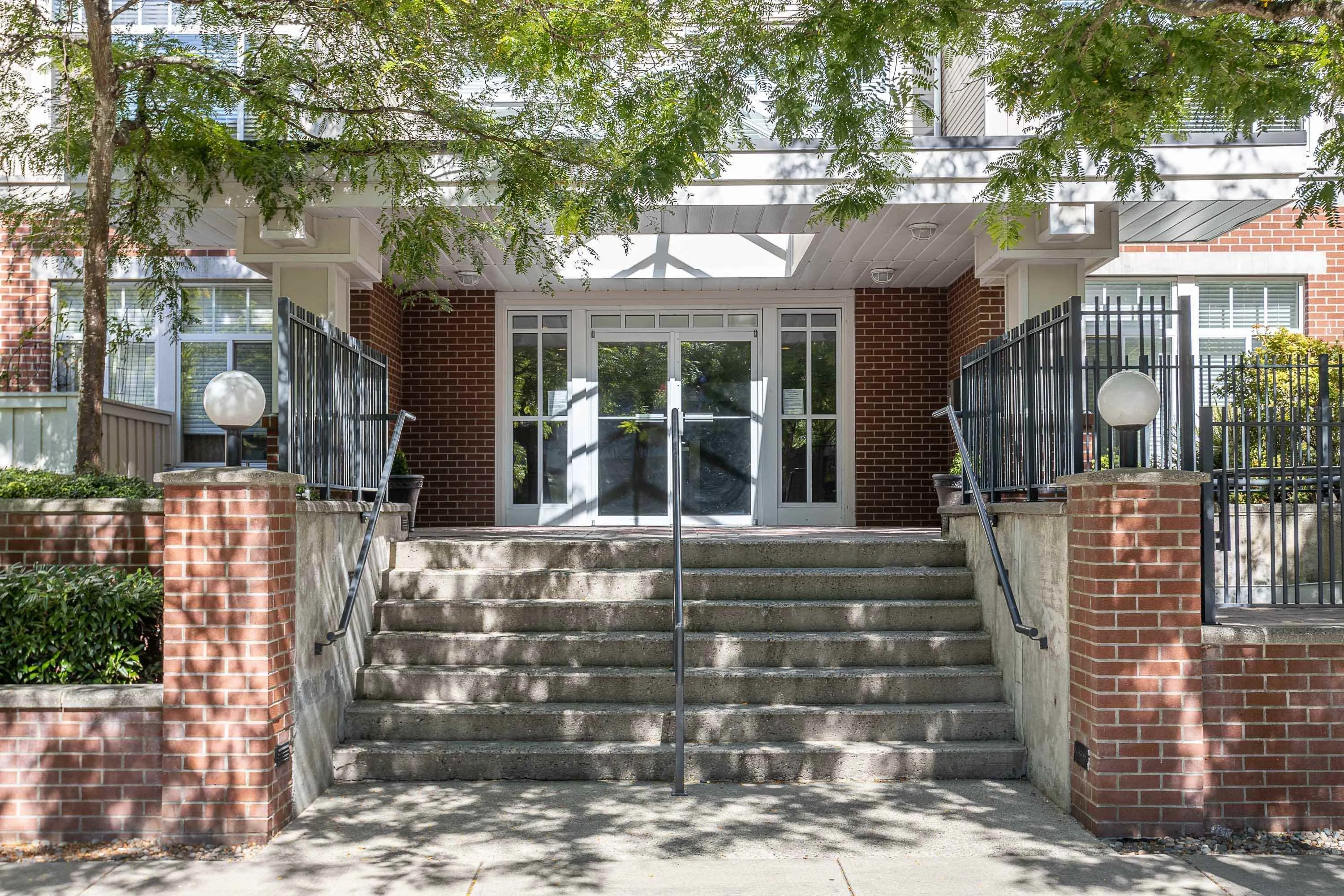 302 2353 Marpole Avenue