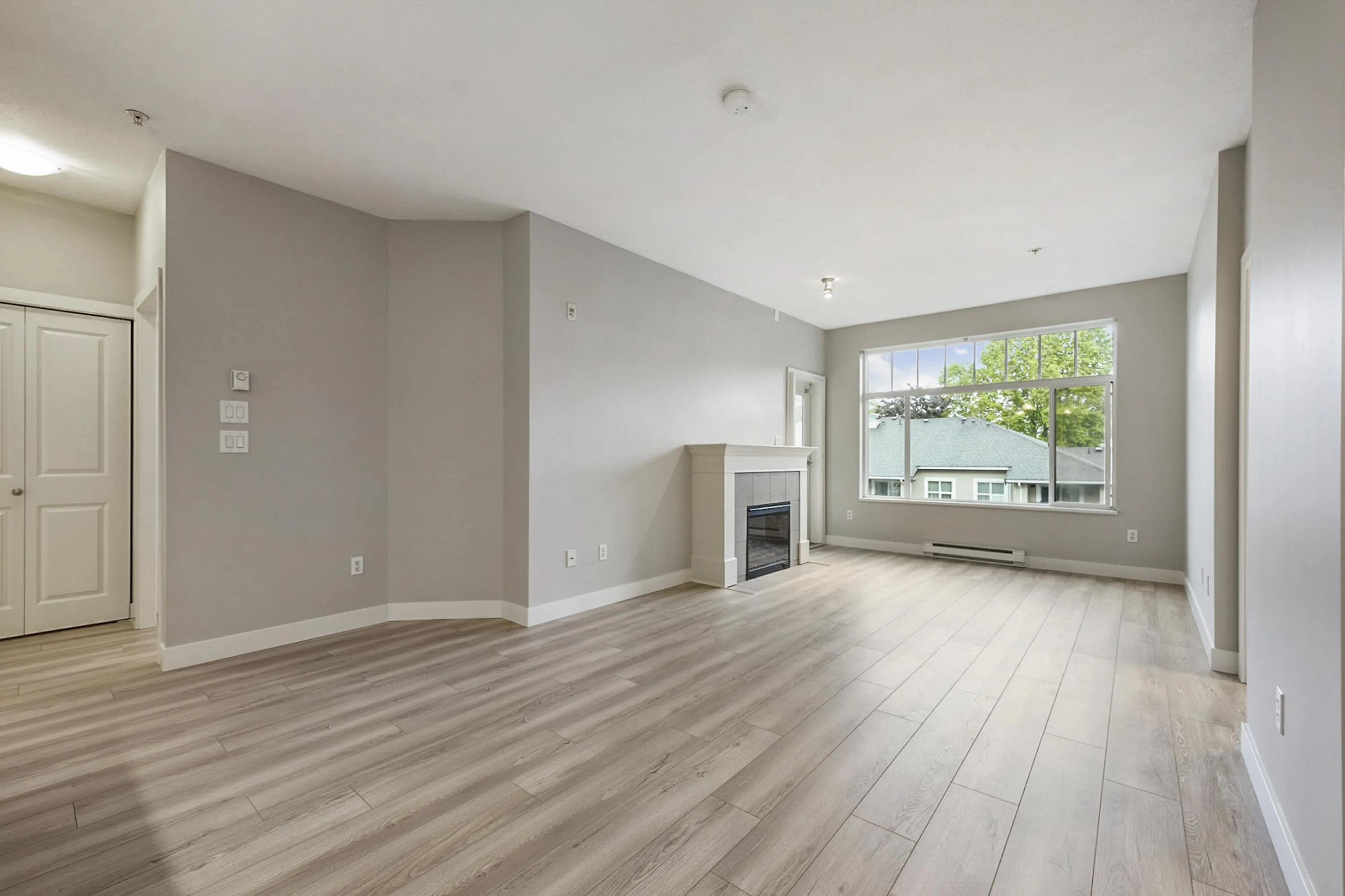 302 2353 Marpole Avenue