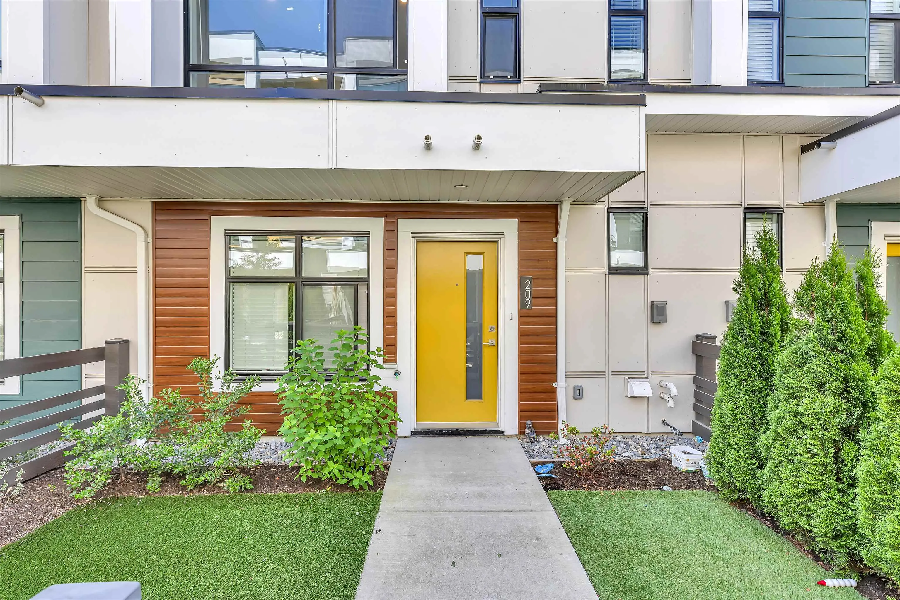 209 46150 Thomas Road