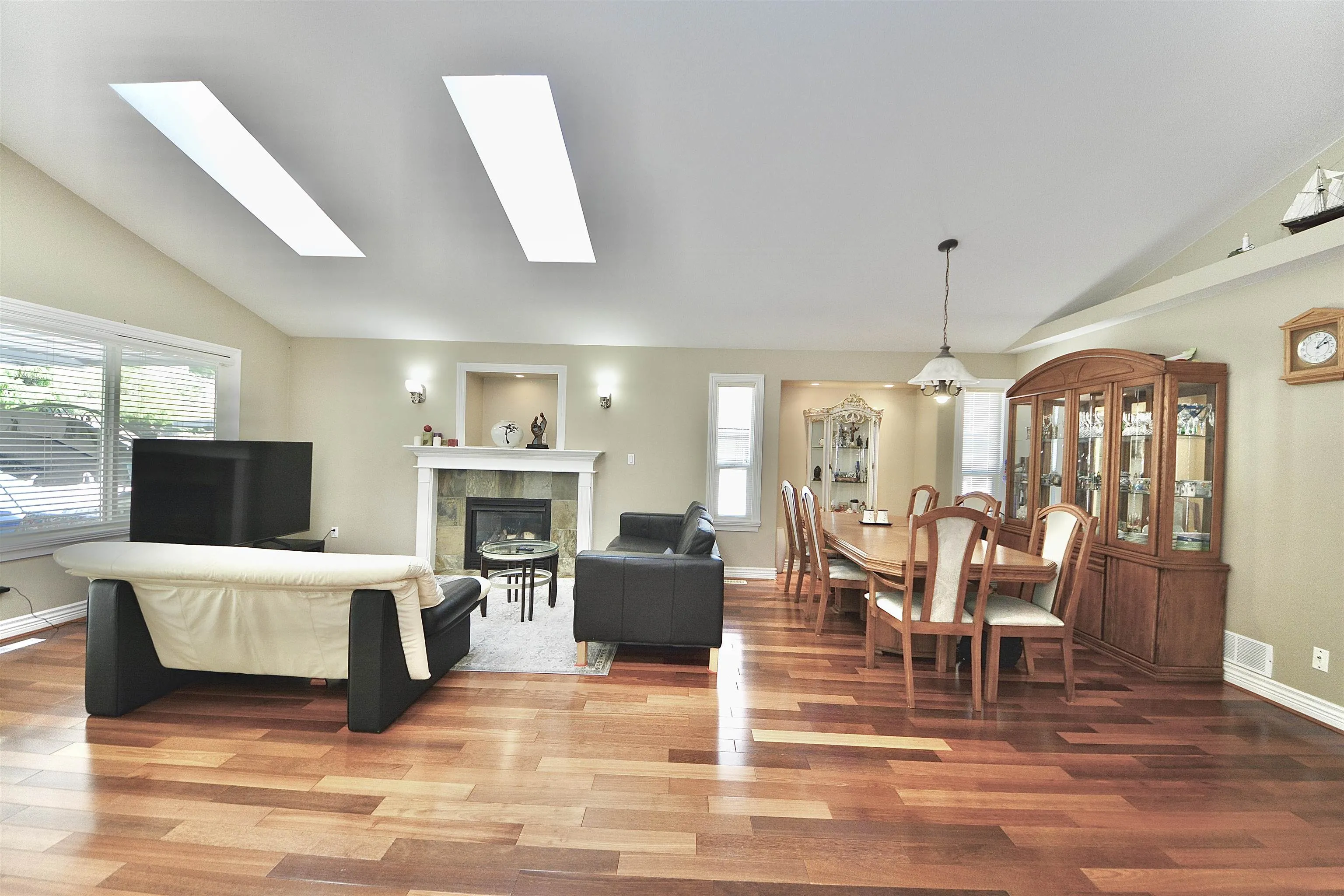 3035 Maplewood Court