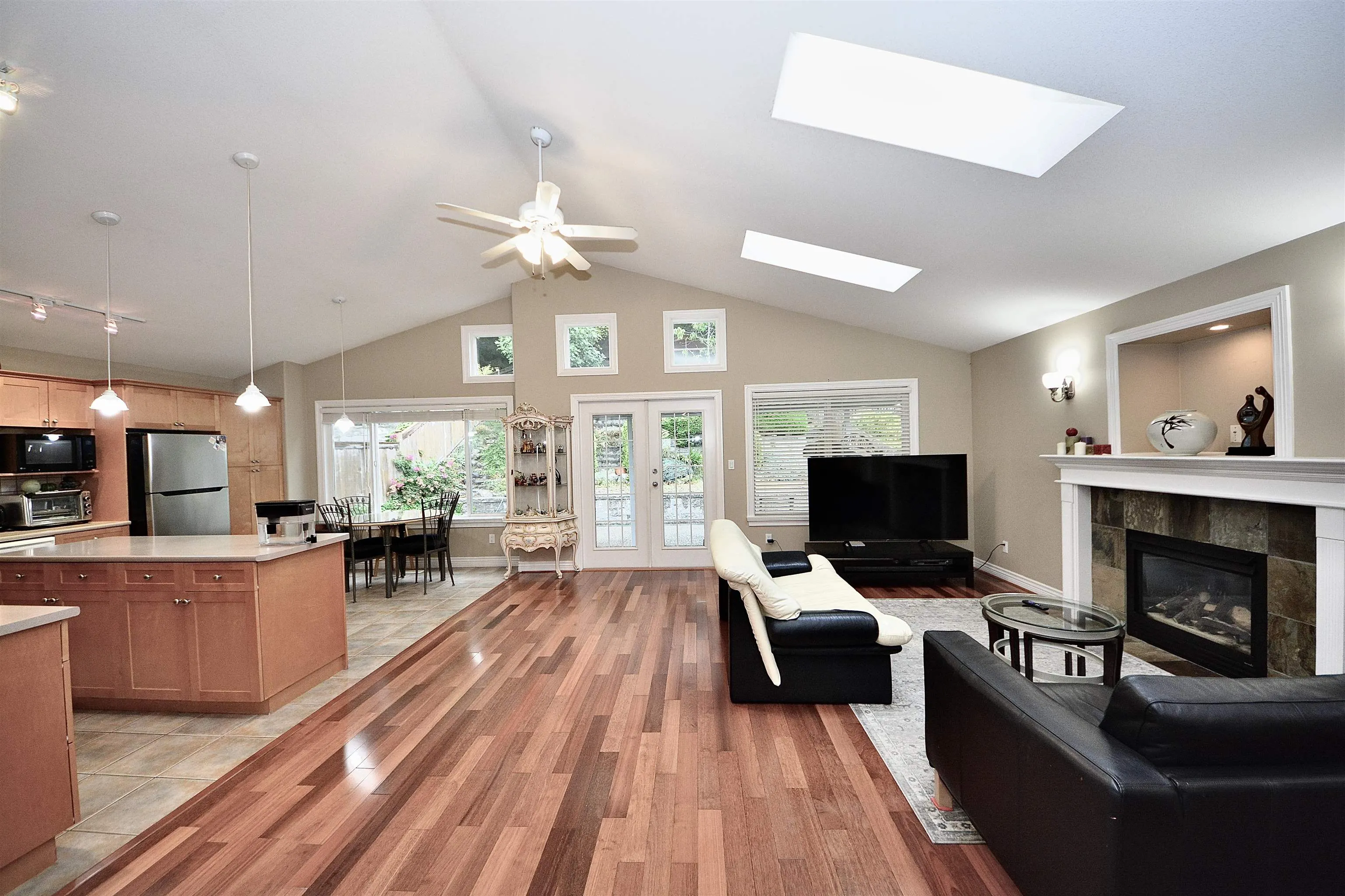 3035 Maplewood Court