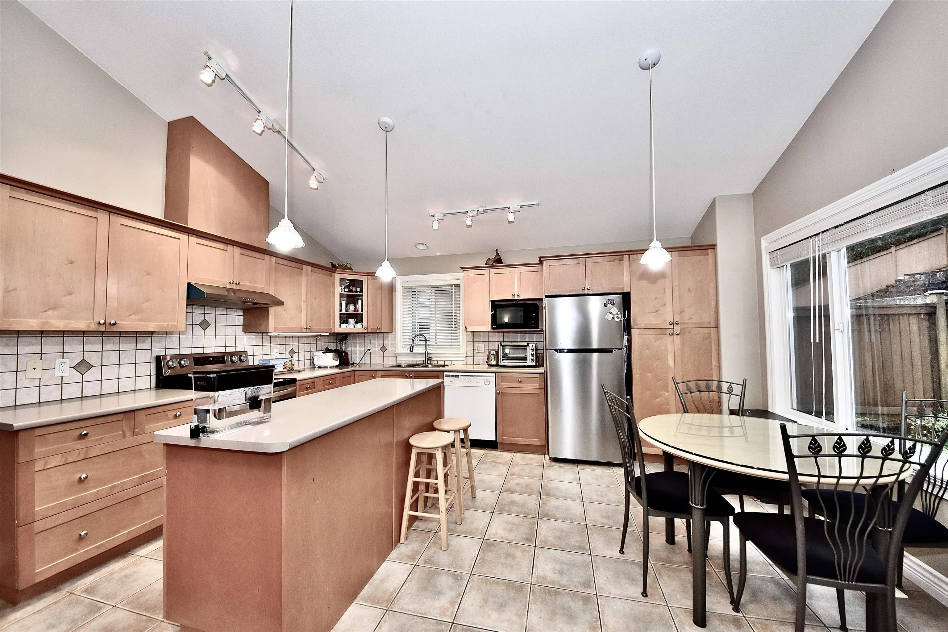 3035 Maplewood Court