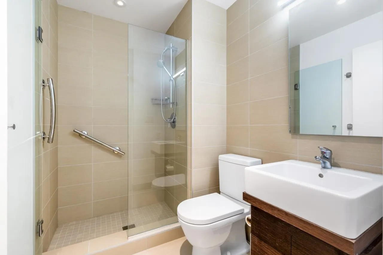 510 8080 Cambie Road