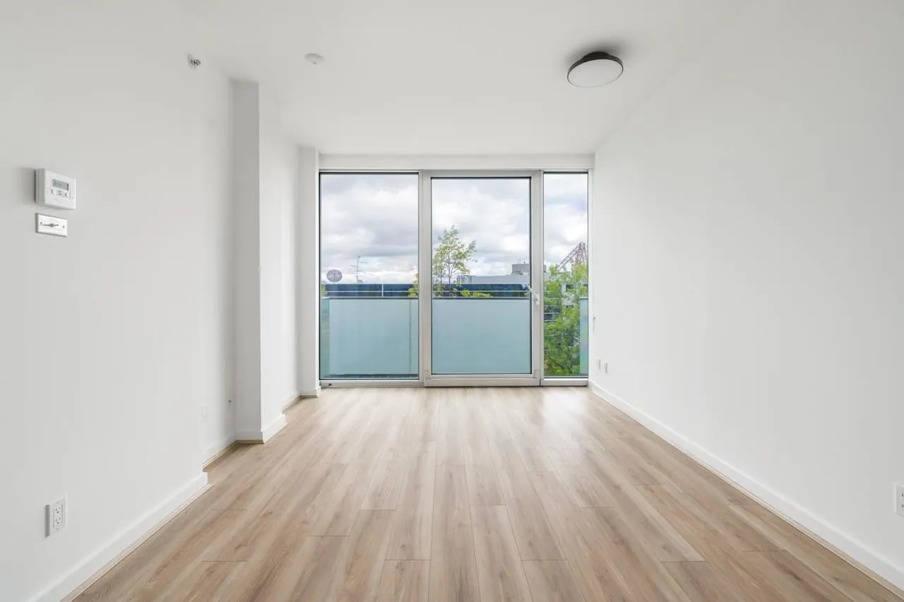 510 8080 Cambie Road
