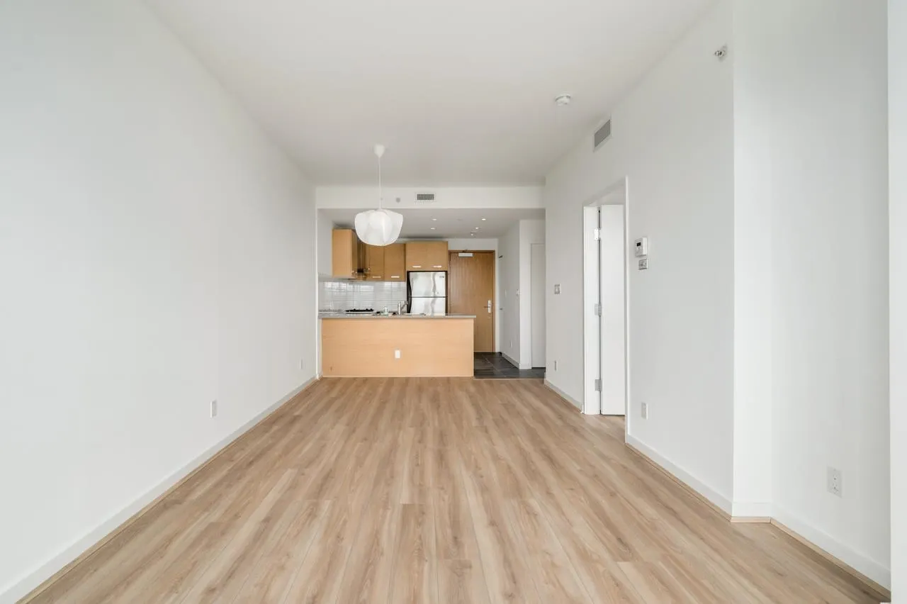 510 8080 Cambie Road