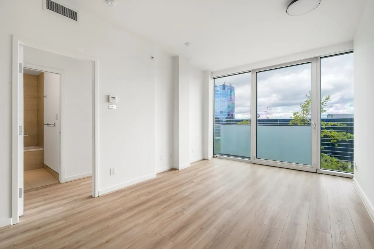 510 8080 Cambie Road