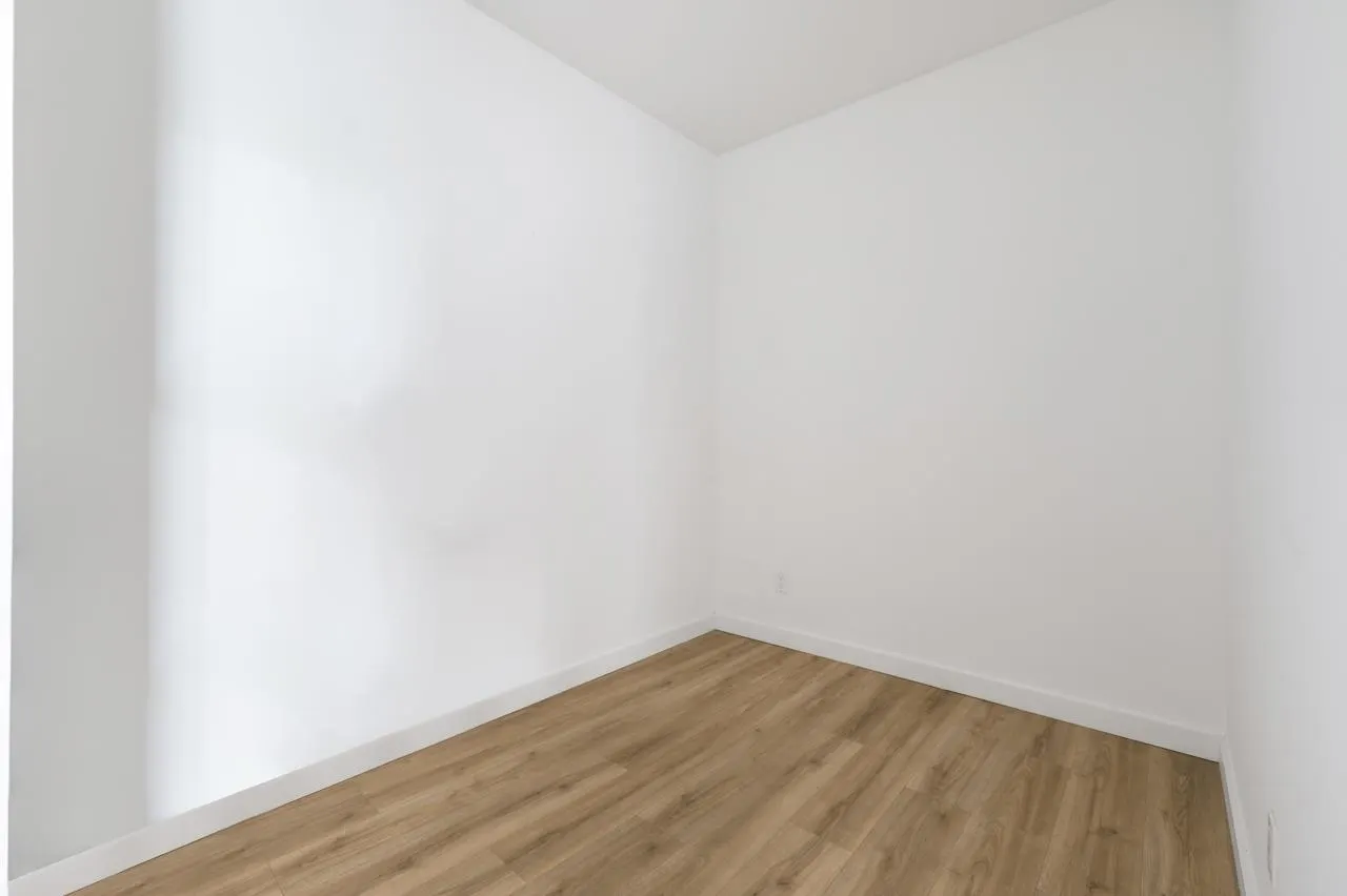 510 8080 Cambie Road