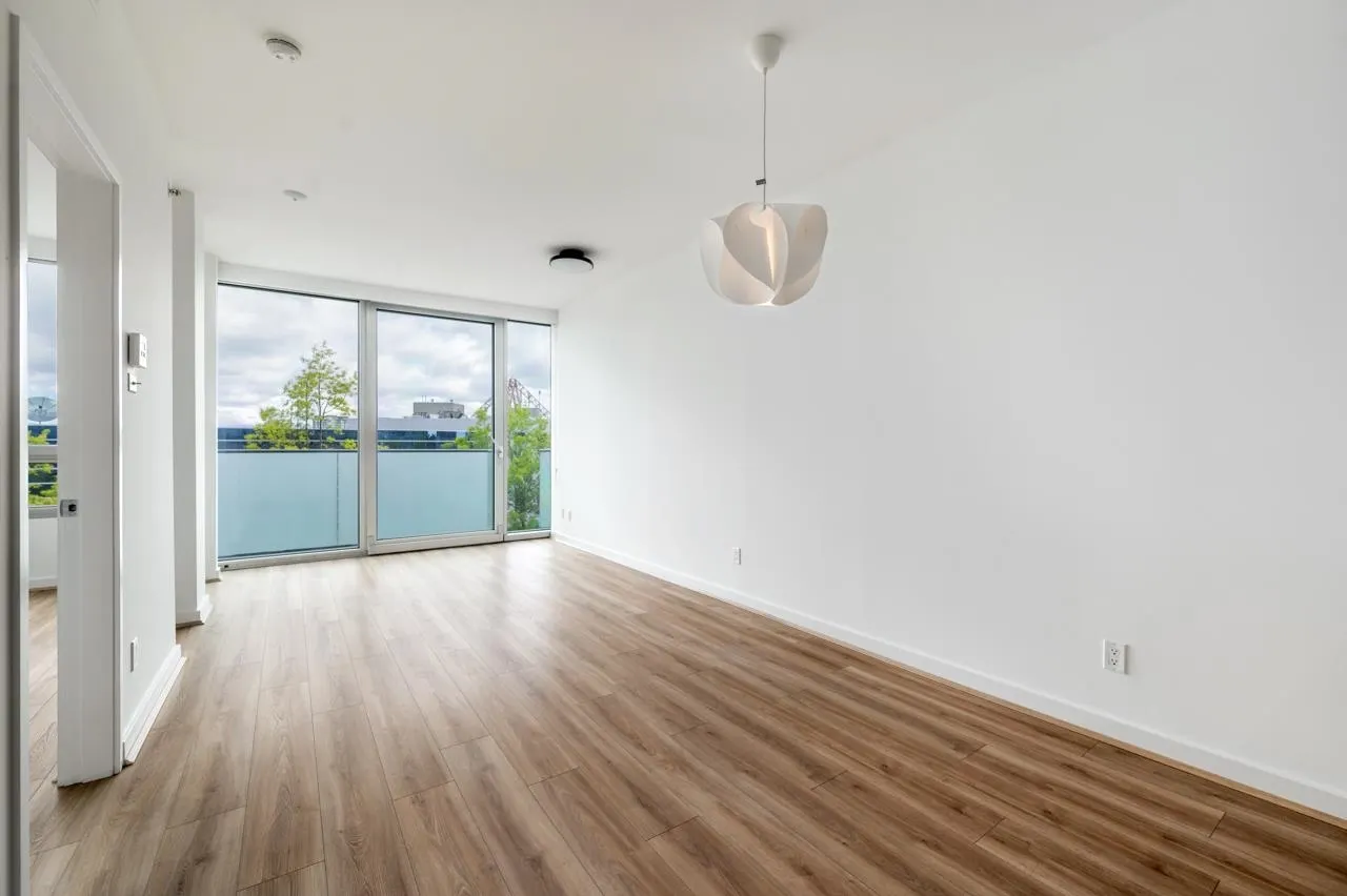 510 8080 Cambie Road
