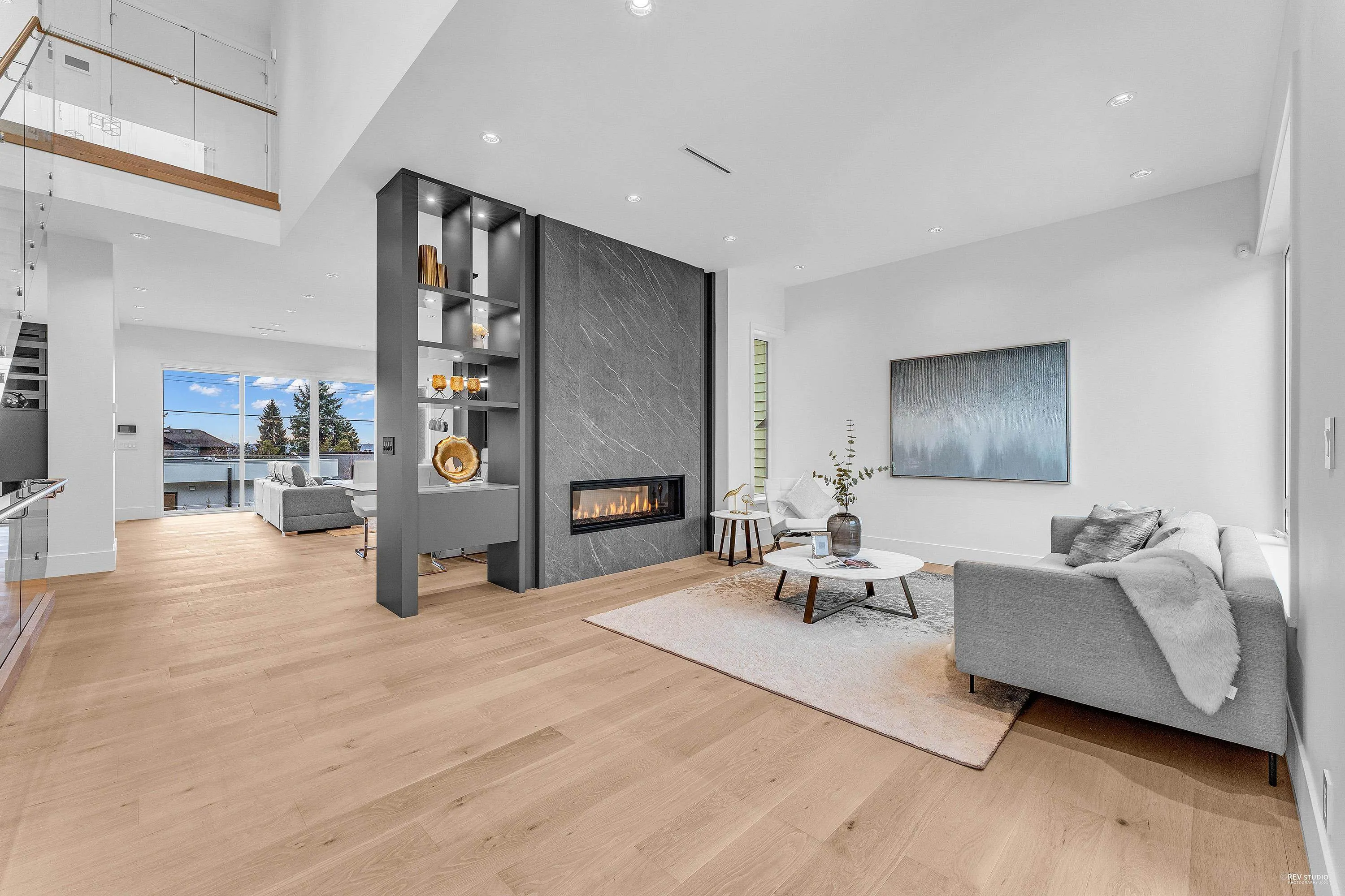 615 E 6th Street