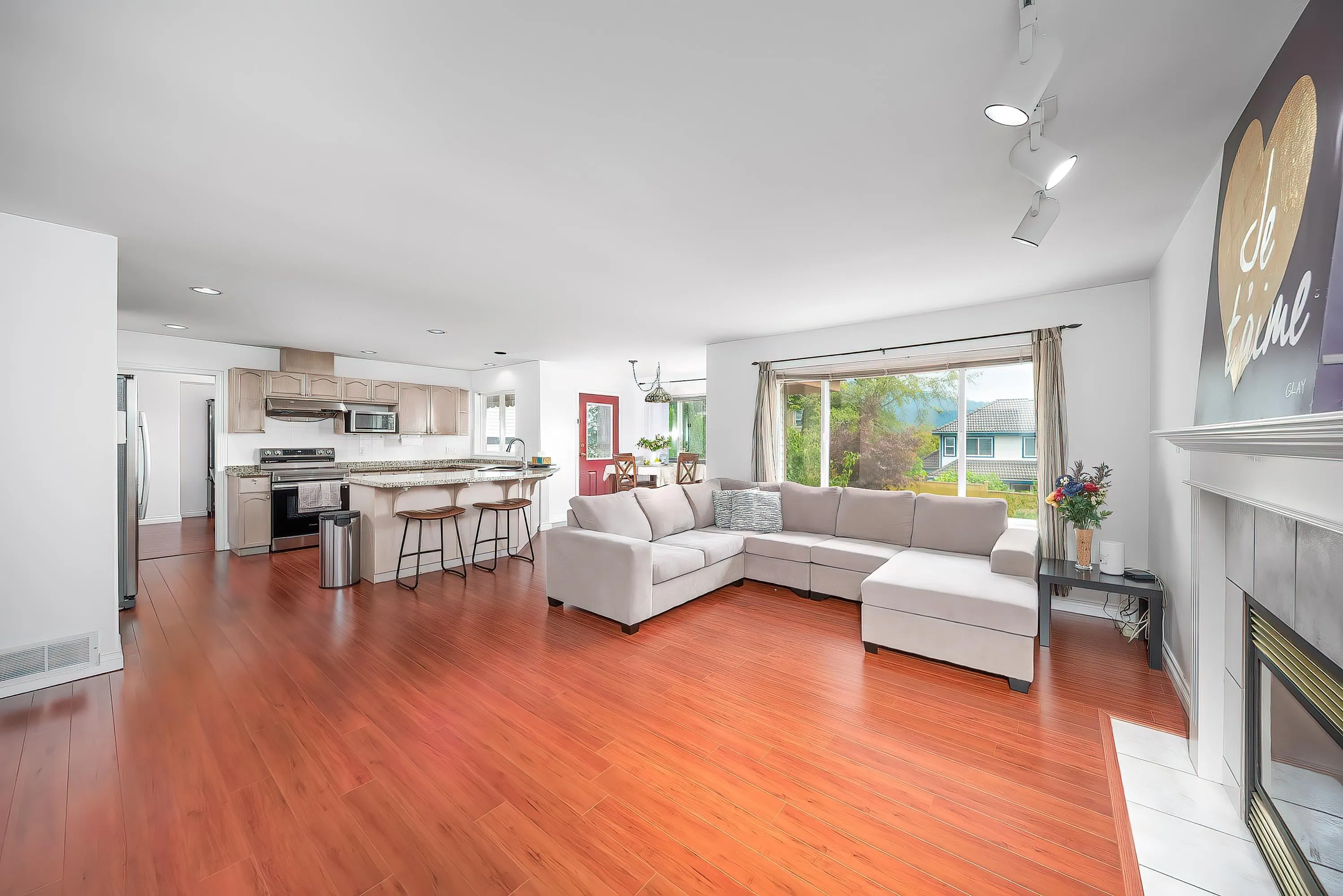 1555 Alpine Lane