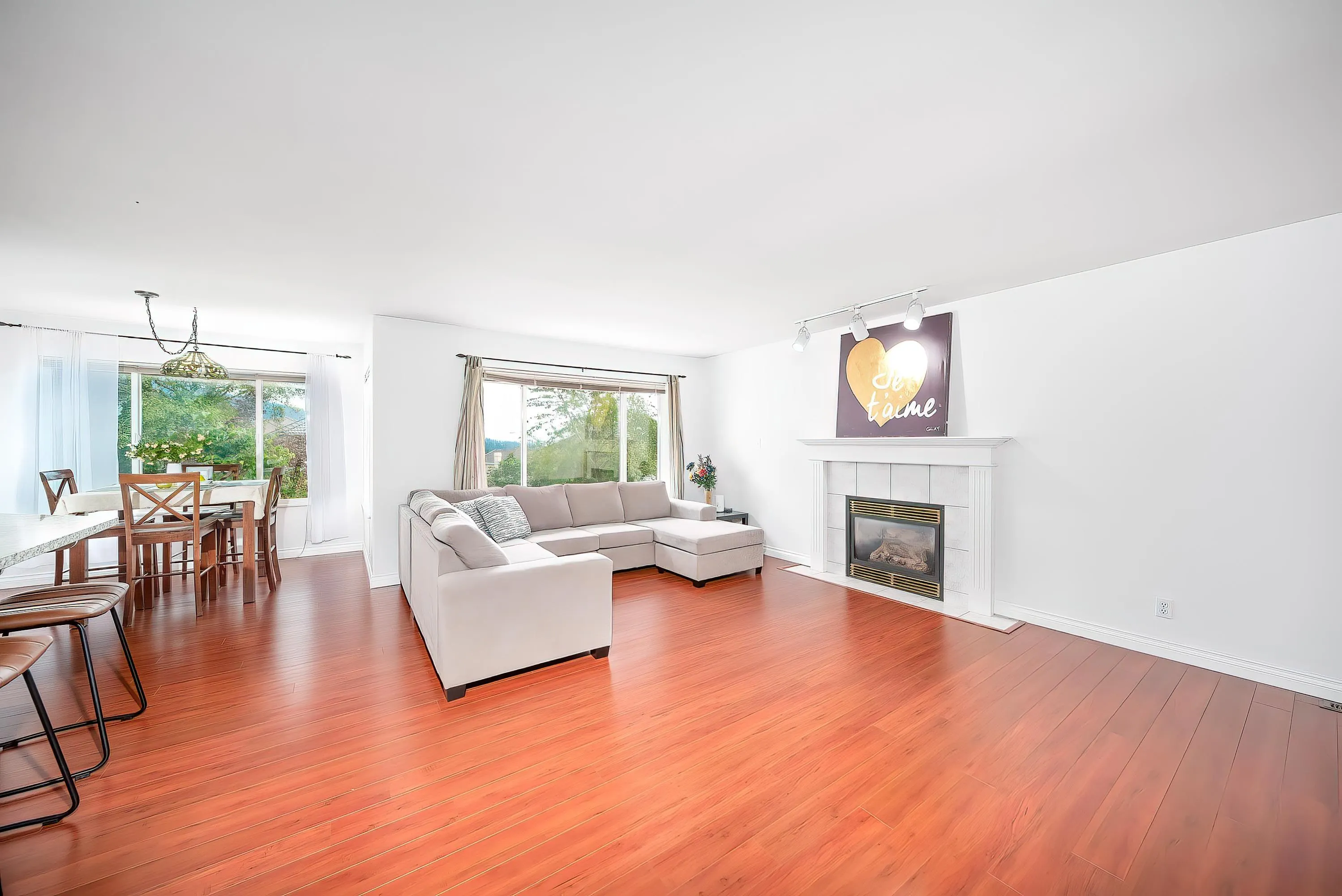 1555 Alpine Lane