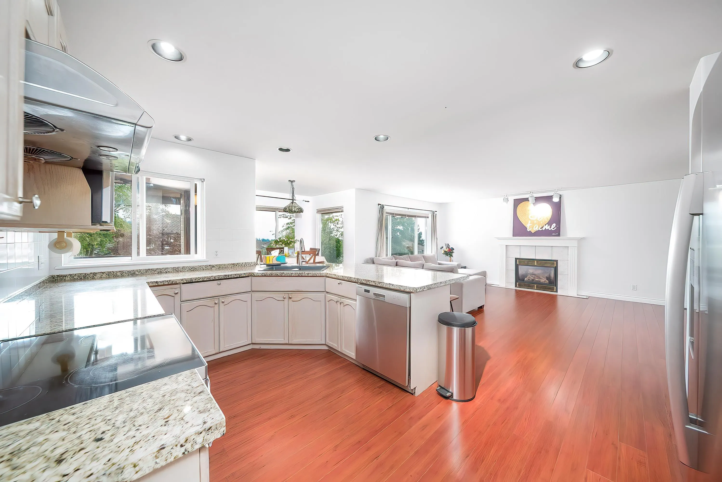 1555 Alpine Lane