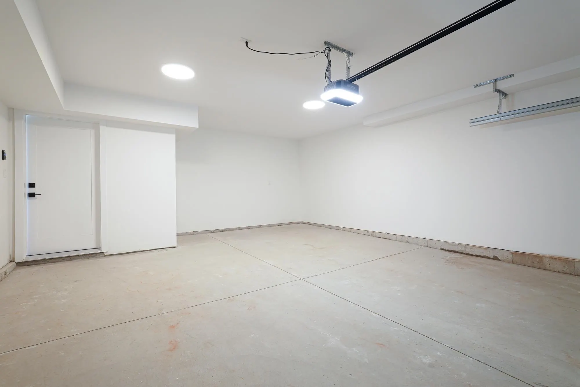 13 12770 105 Avenue