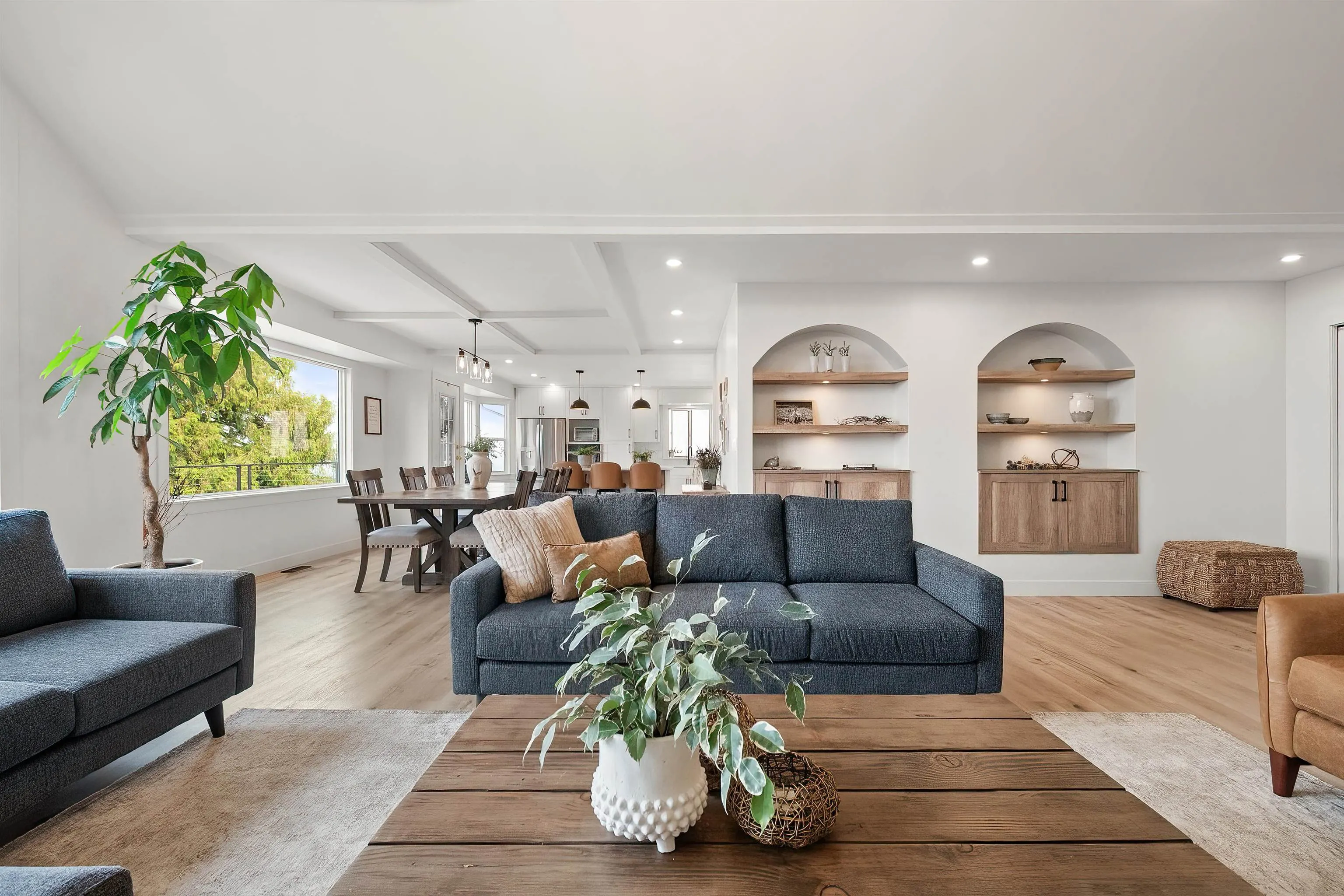 47385 Swallow Crescent