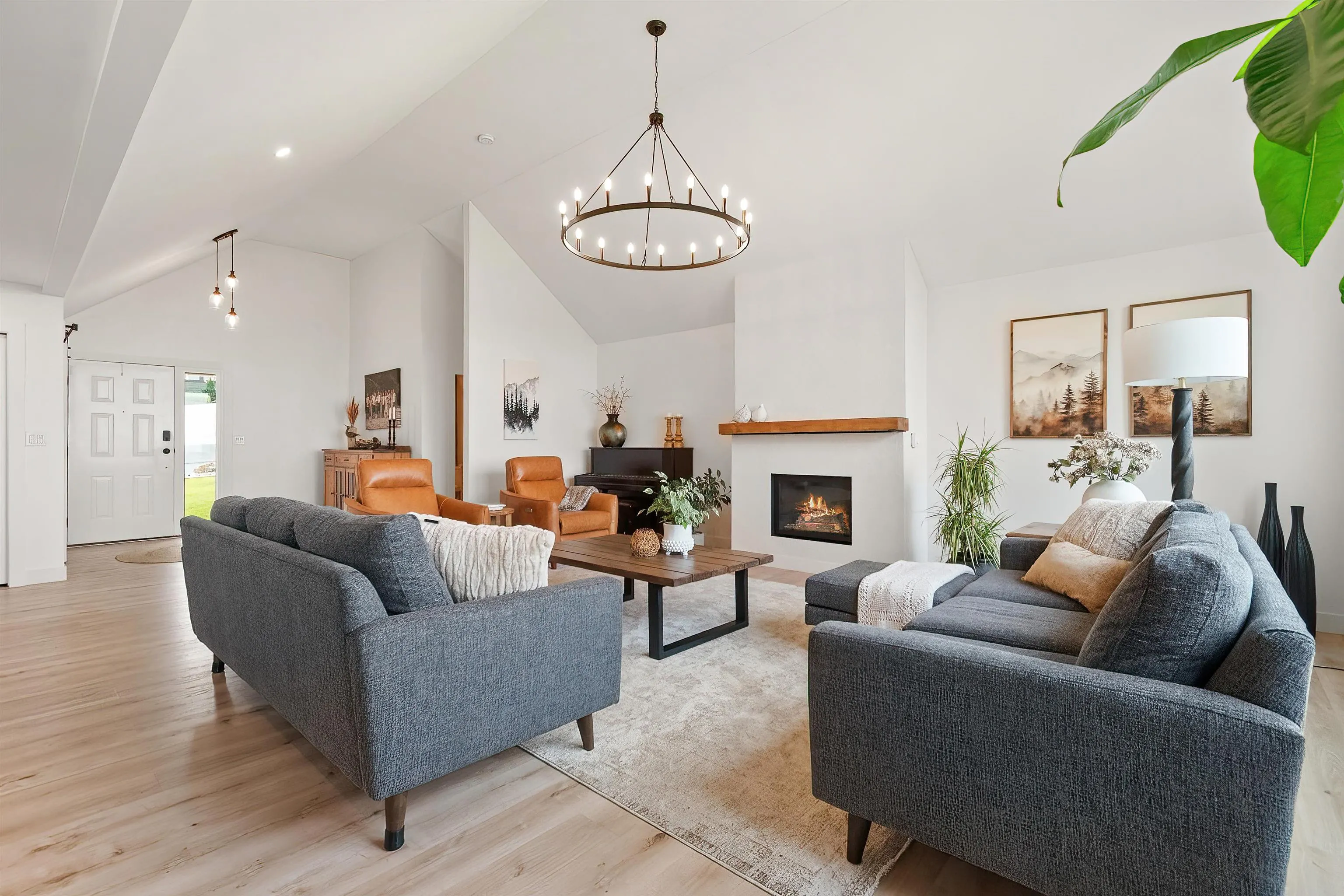 47385 Swallow Crescent