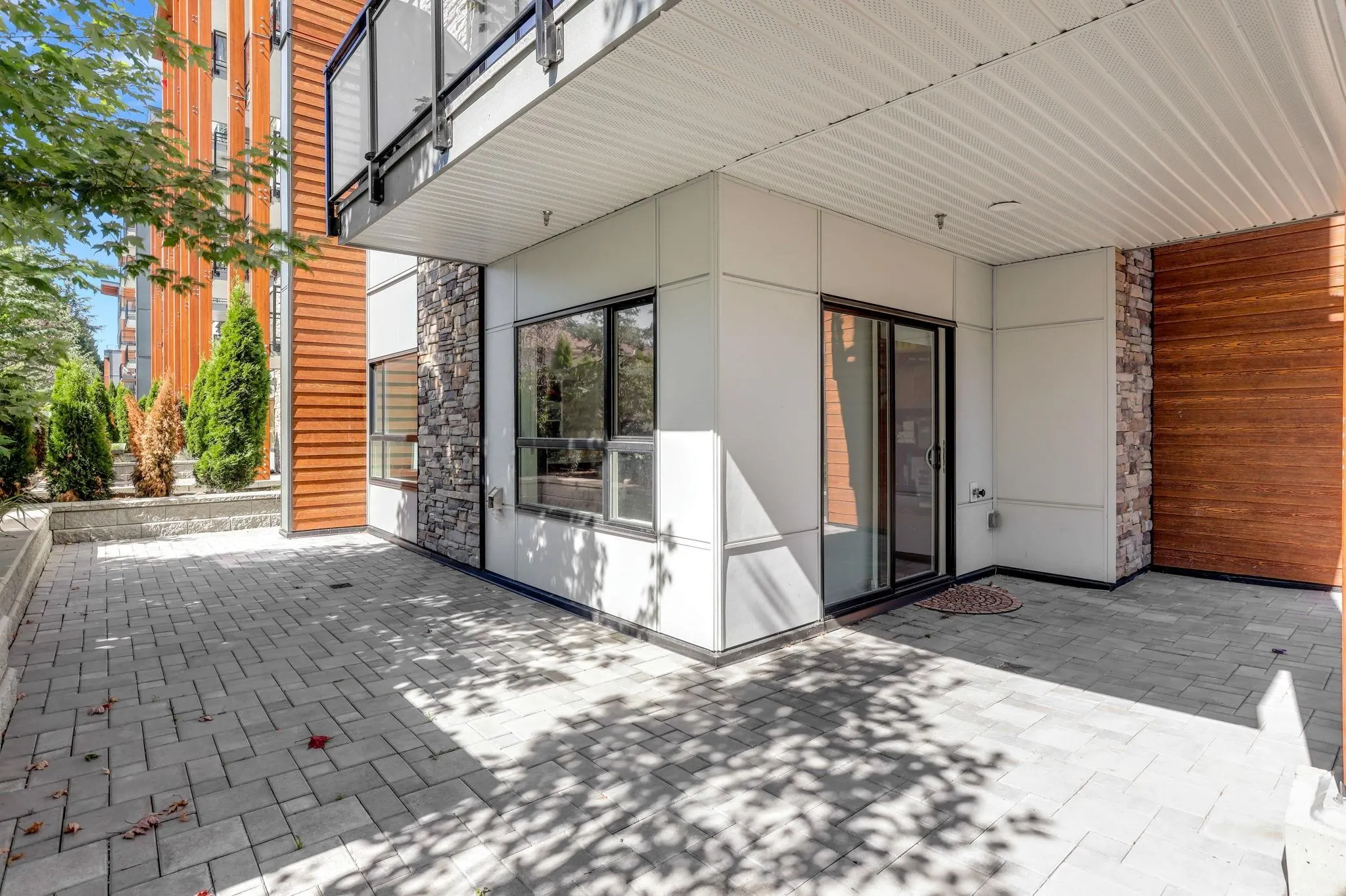 113 6960 Nicholson Street