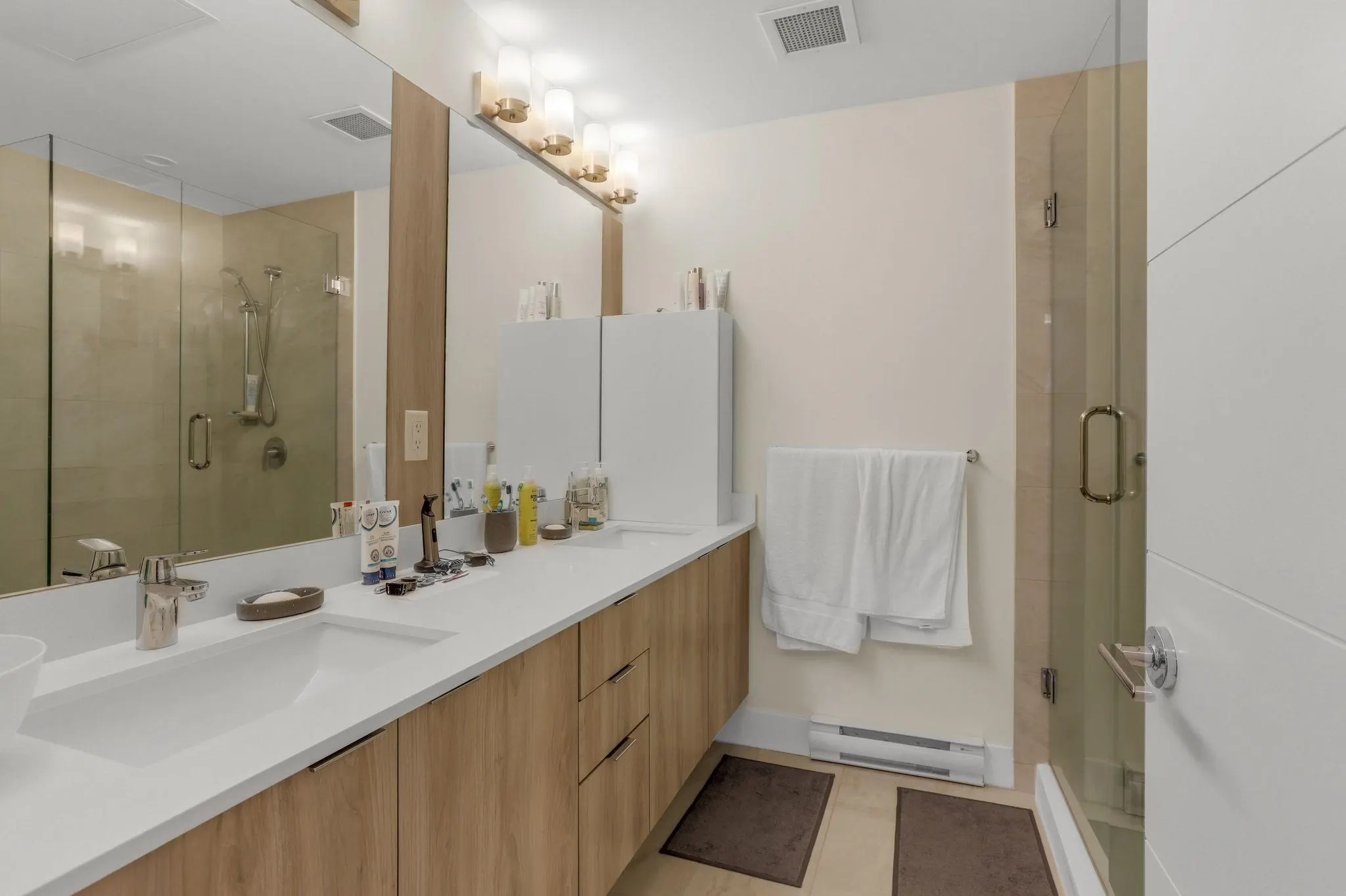 113 6960 Nicholson Street