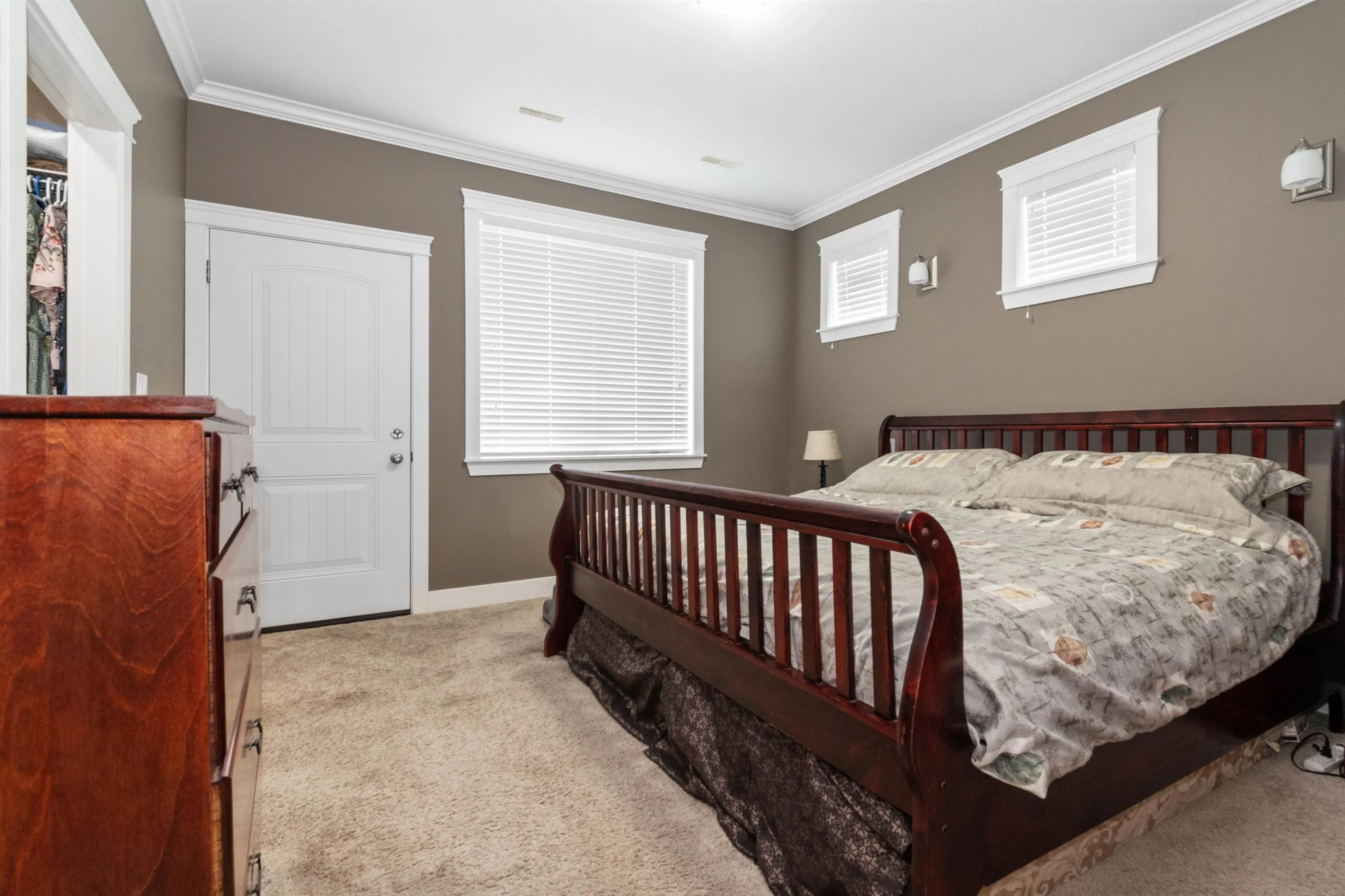 47233 Skyline Drive