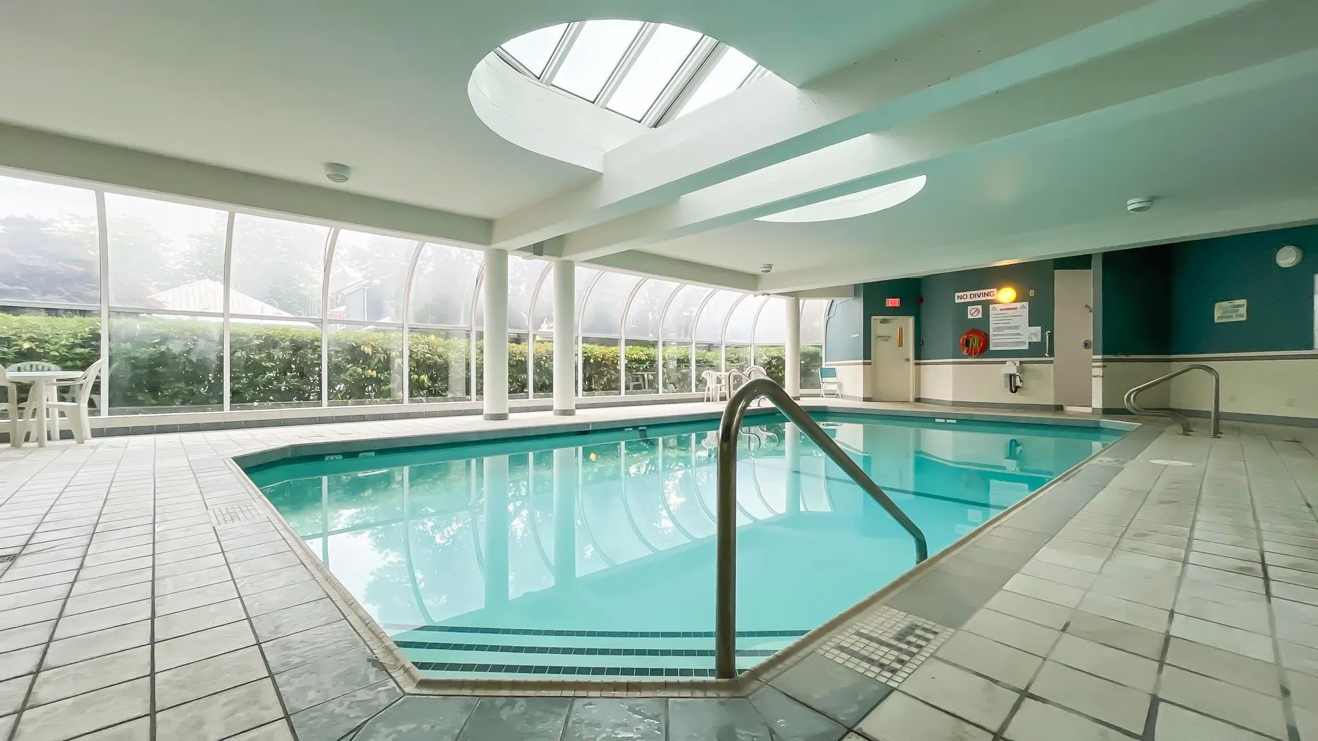 606 1045 Quayside Drive