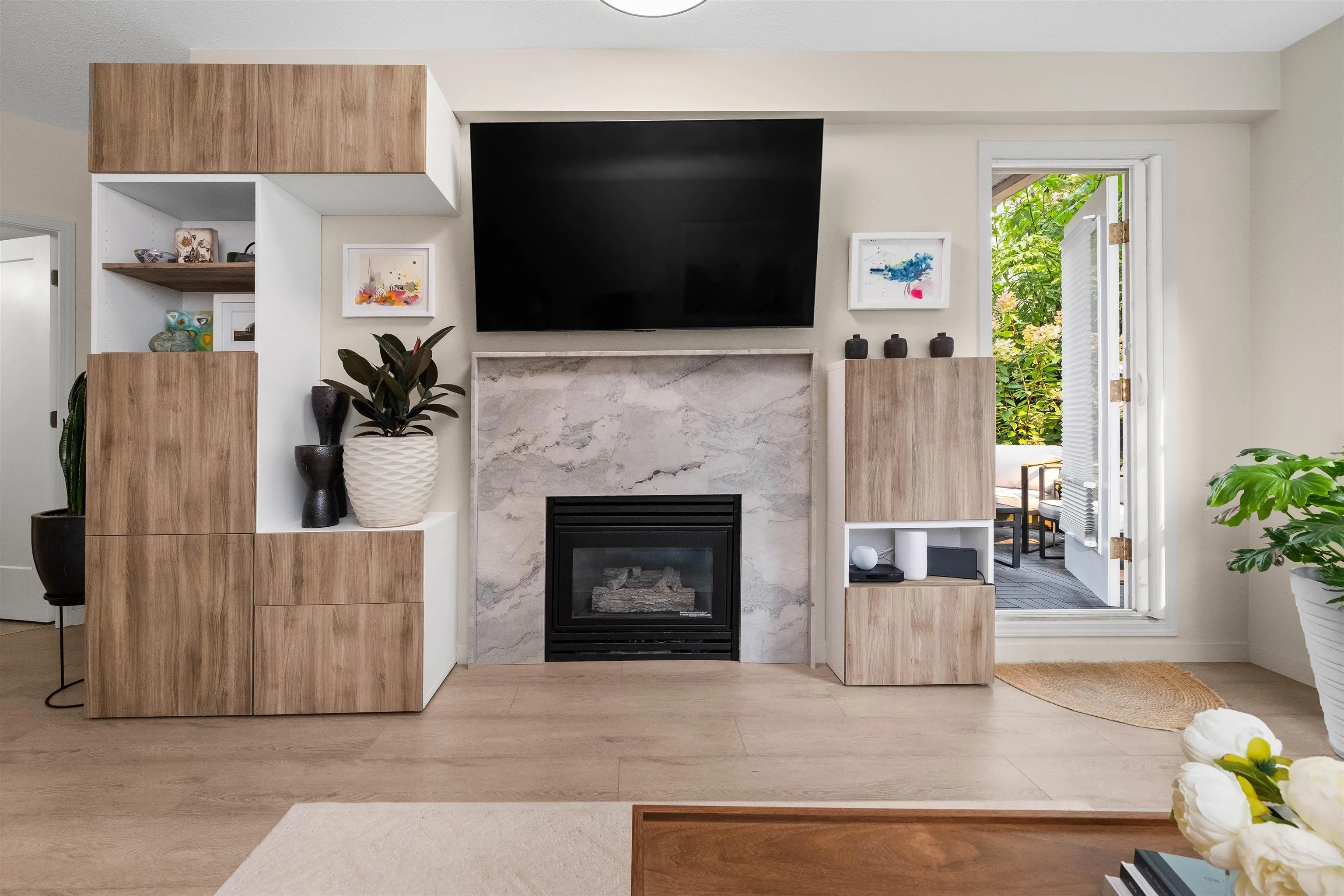 210 3608 Deercrest Drive