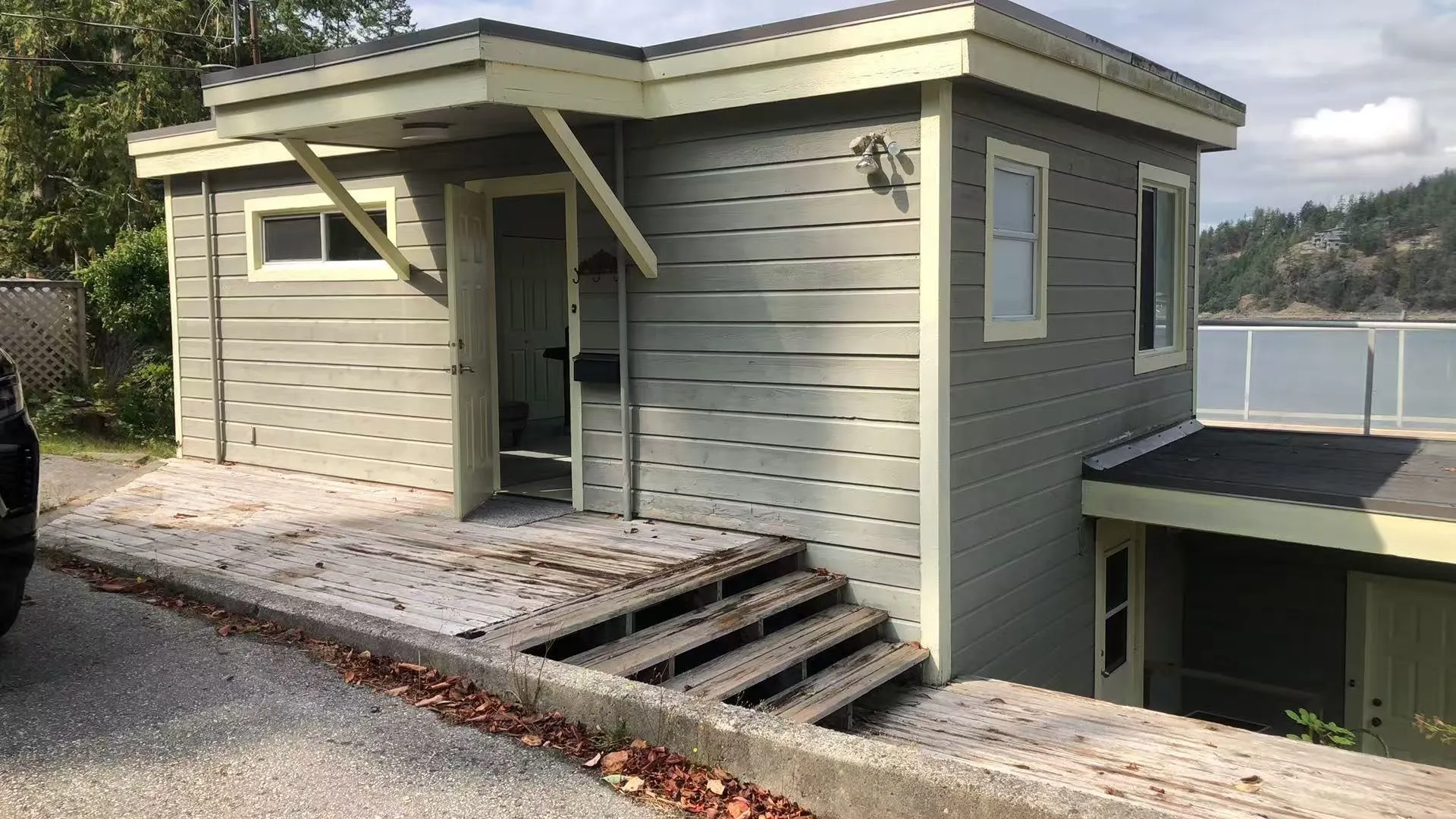 13044 Hassan Road