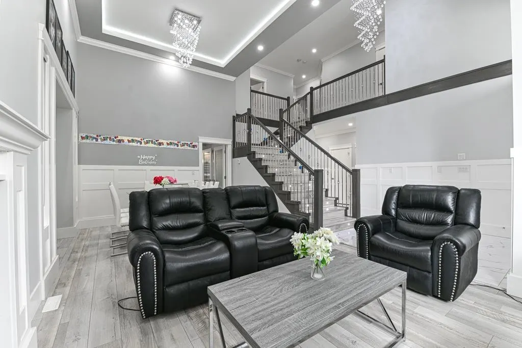 2725 Lefeuvre Road