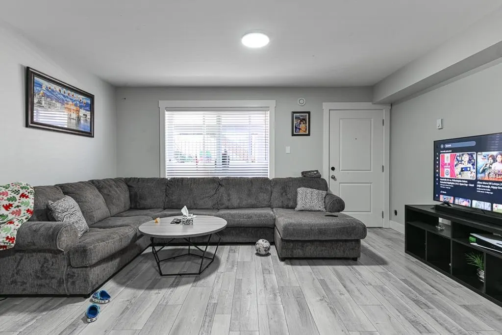 2725 Lefeuvre Road