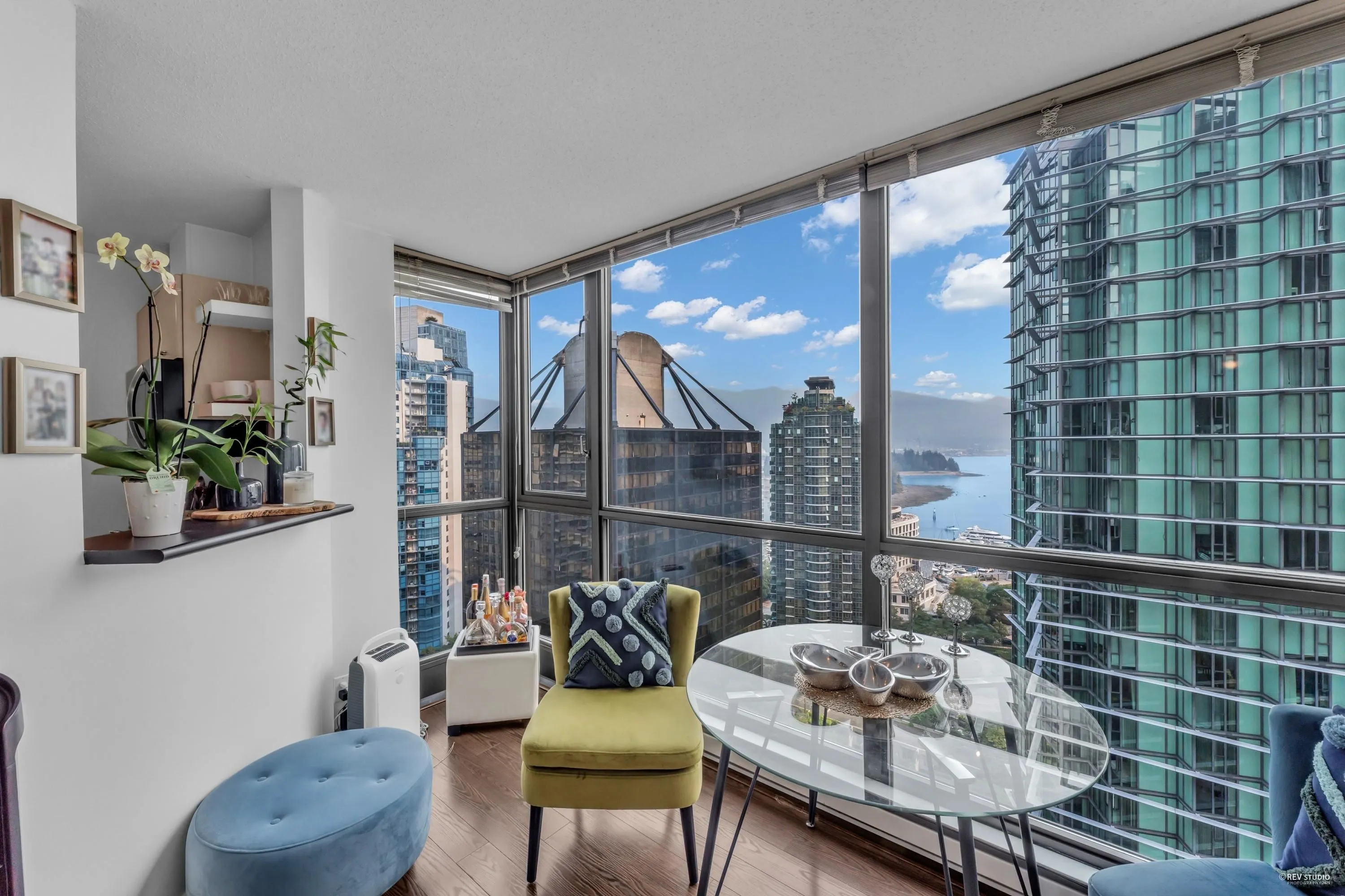 1905 1331 Alberni Street