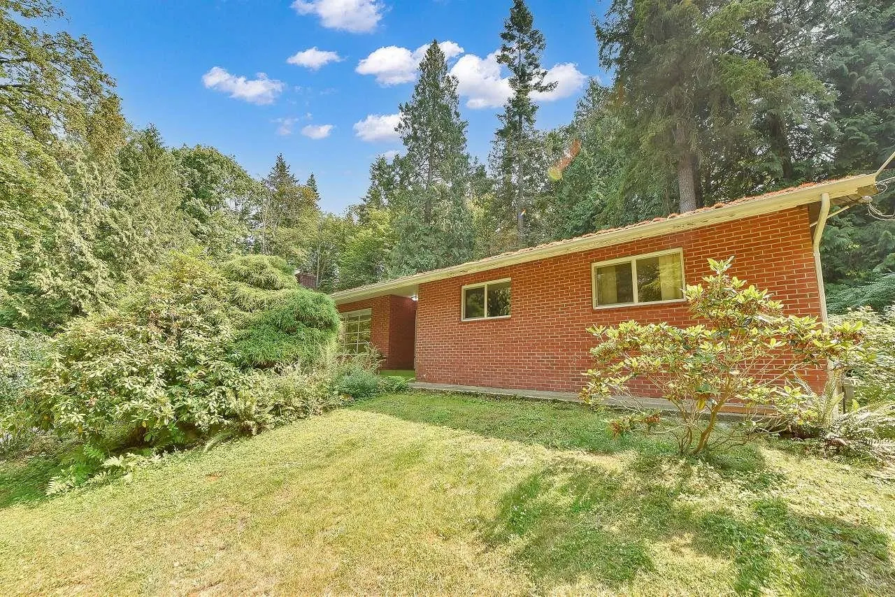 13428 Crescent Road