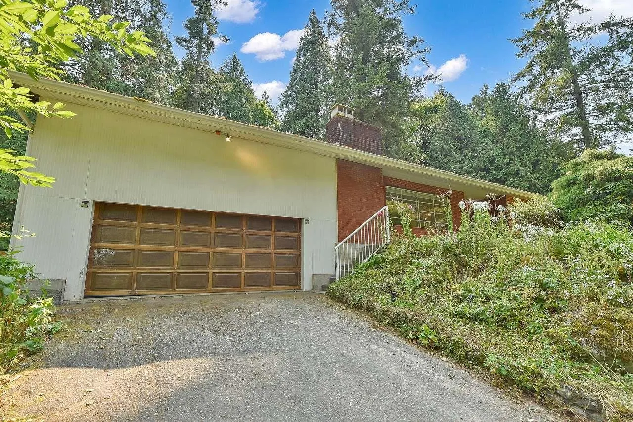 13428 Crescent Road