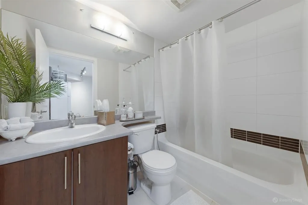3706 1178 Heffley Crescent