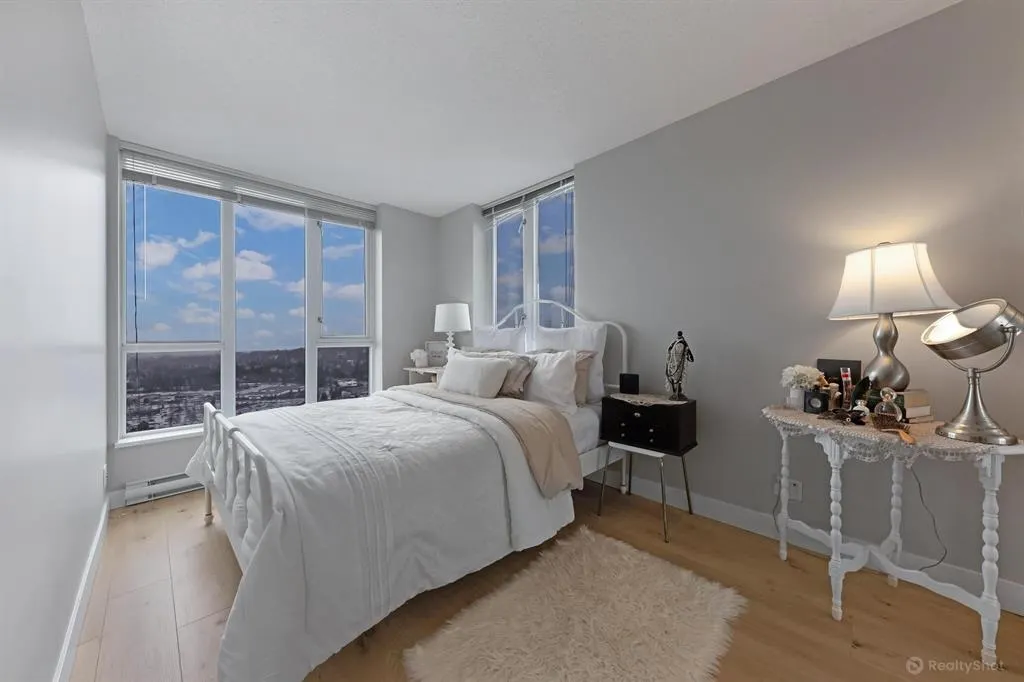 3706 1178 Heffley Crescent