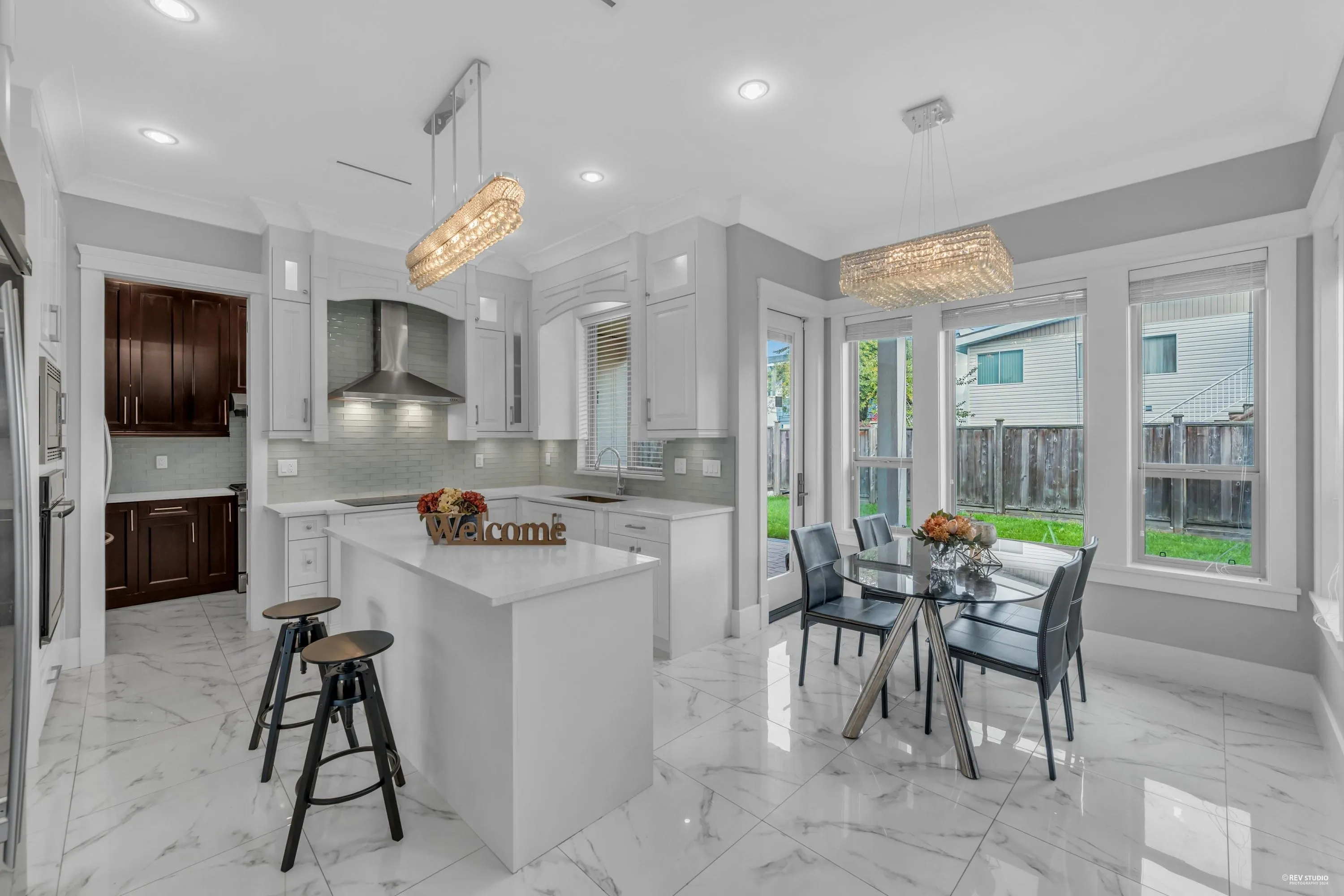 3471 Blundell Road
