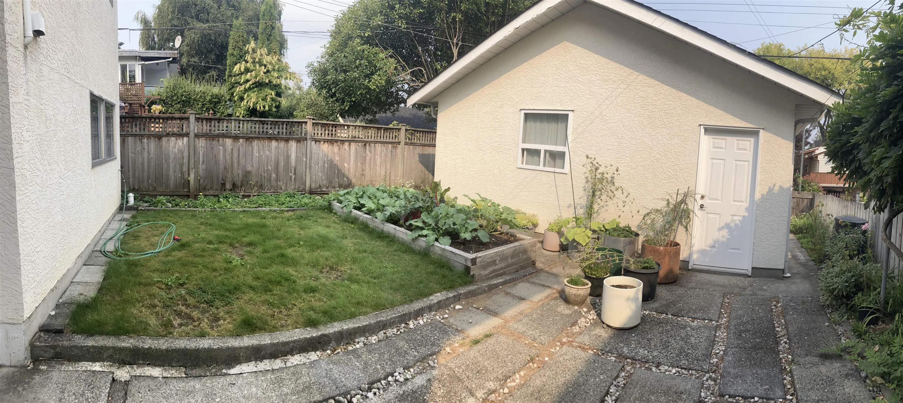 3527 W King Edward Avenue