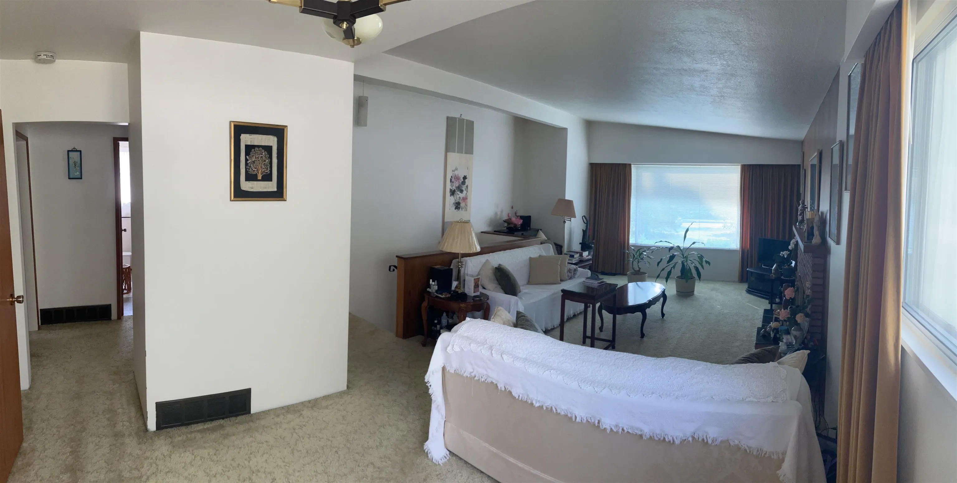 3527 W King Edward Avenue