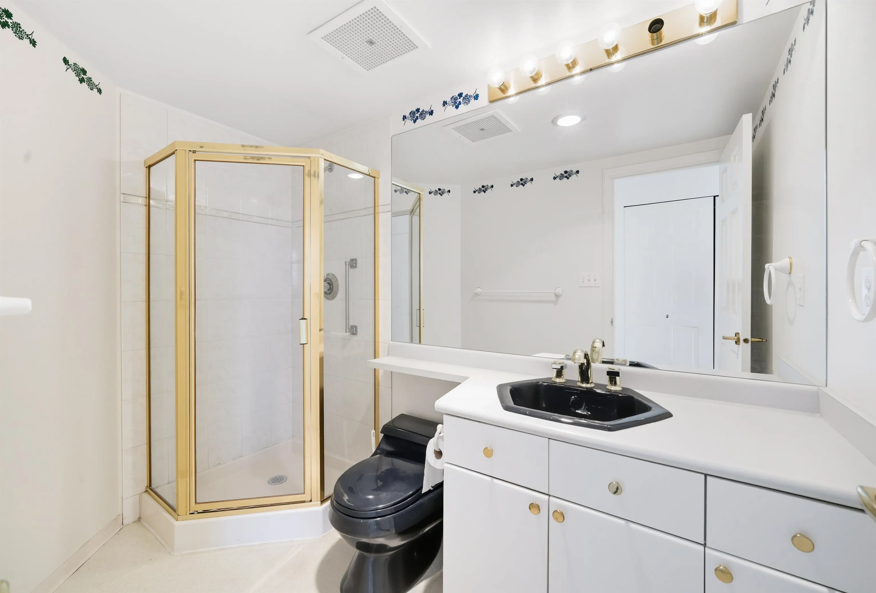 1004 15038 101 Avenue