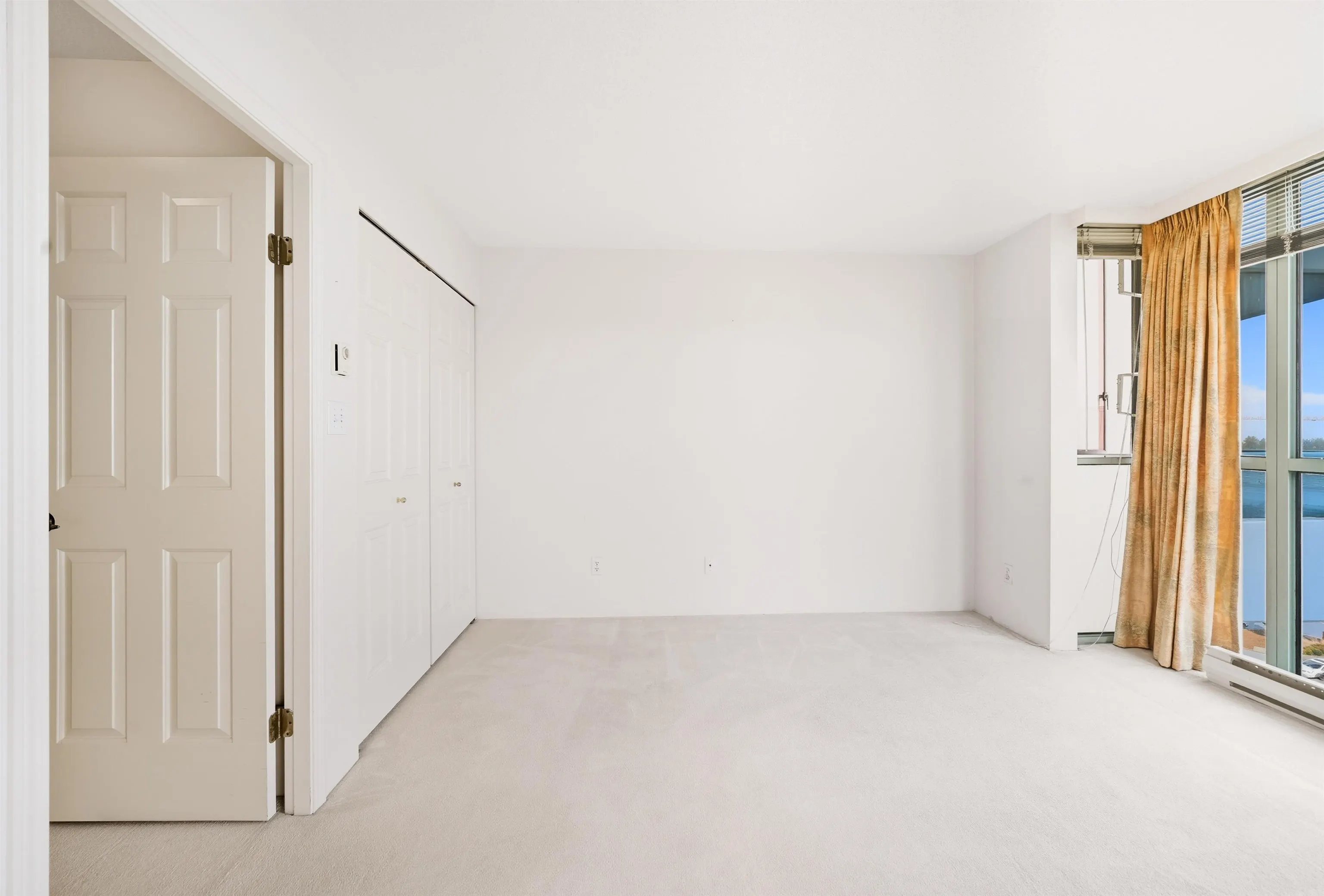 1004 15038 101 Avenue