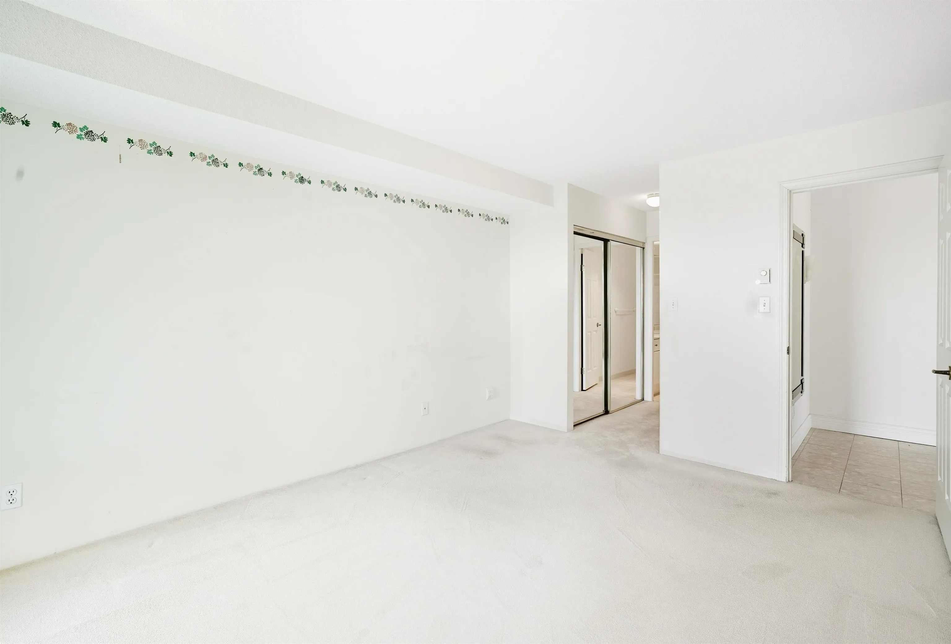 1004 15038 101 Avenue