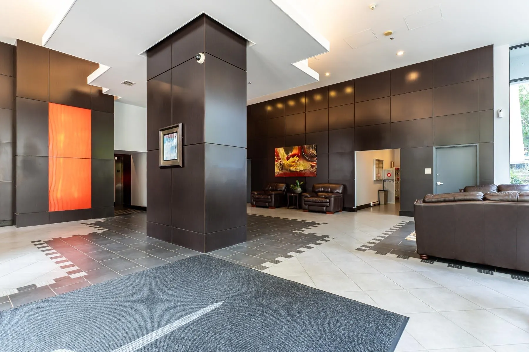602 1178 Heffley Crescent