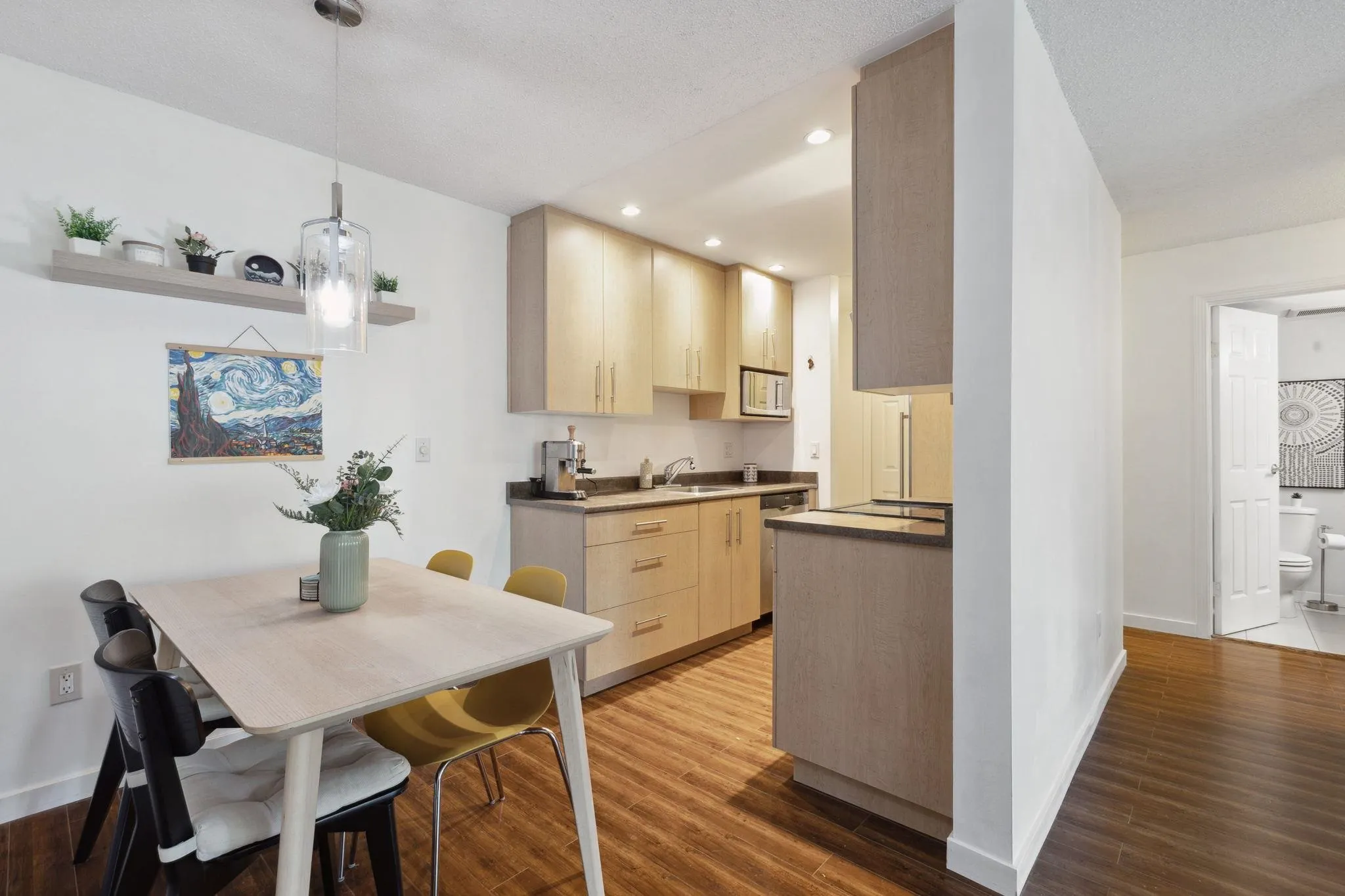 204 1155 Ross Road