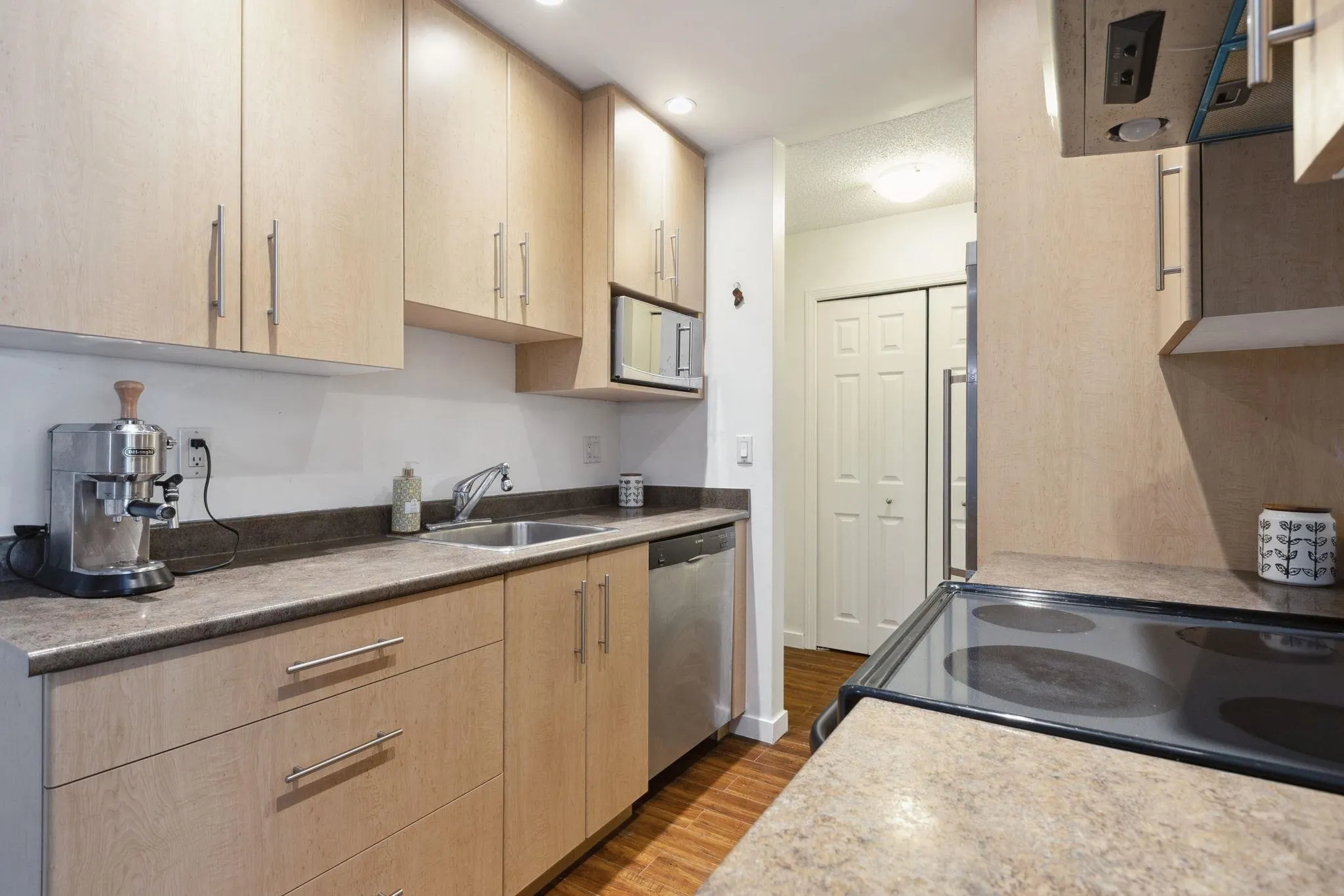 204 1155 Ross Road