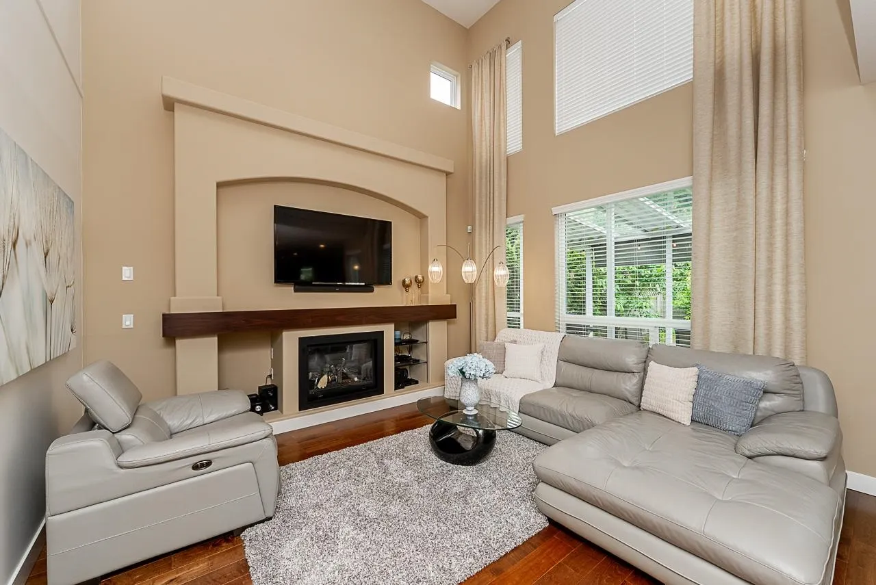 2093 Zinfandel Drive