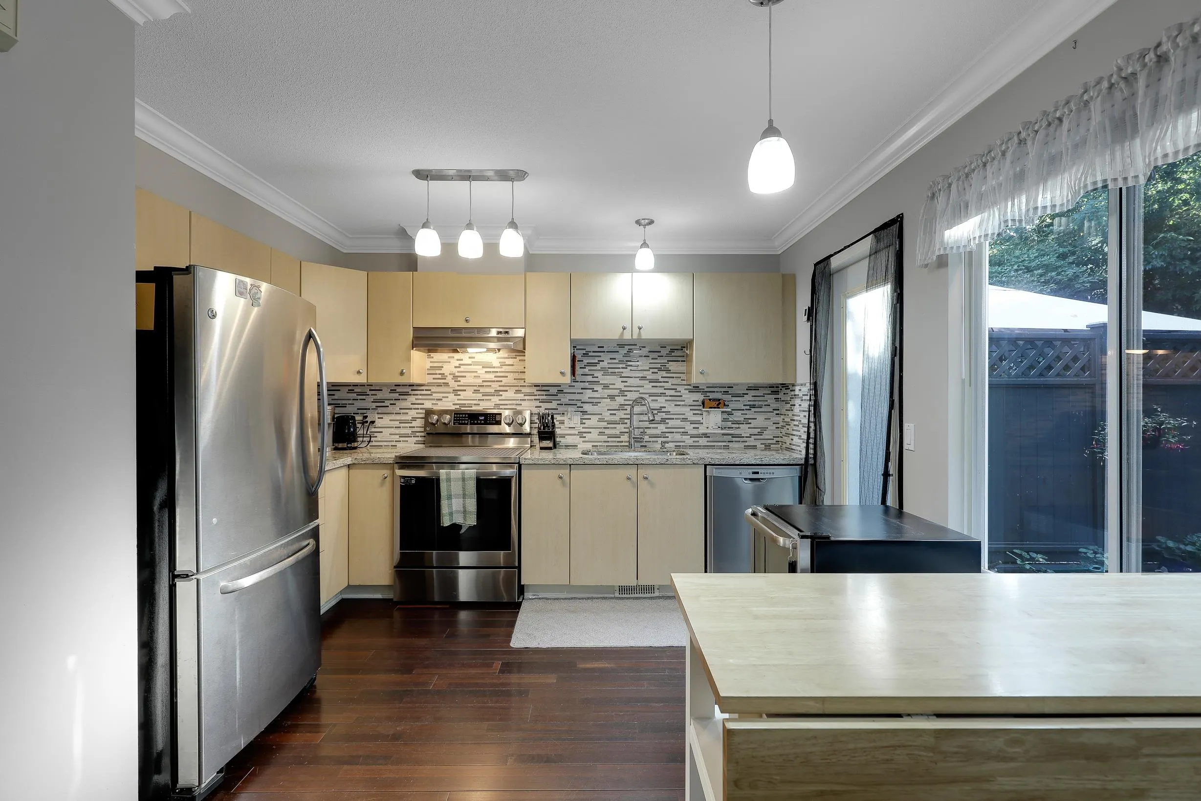 40 18883 65 Avenue