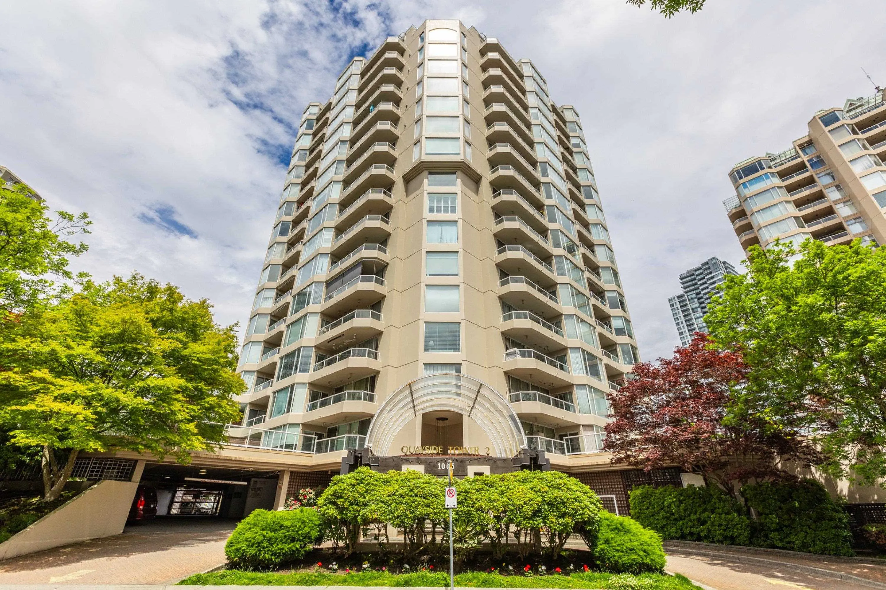 905 1065 Quayside Drive