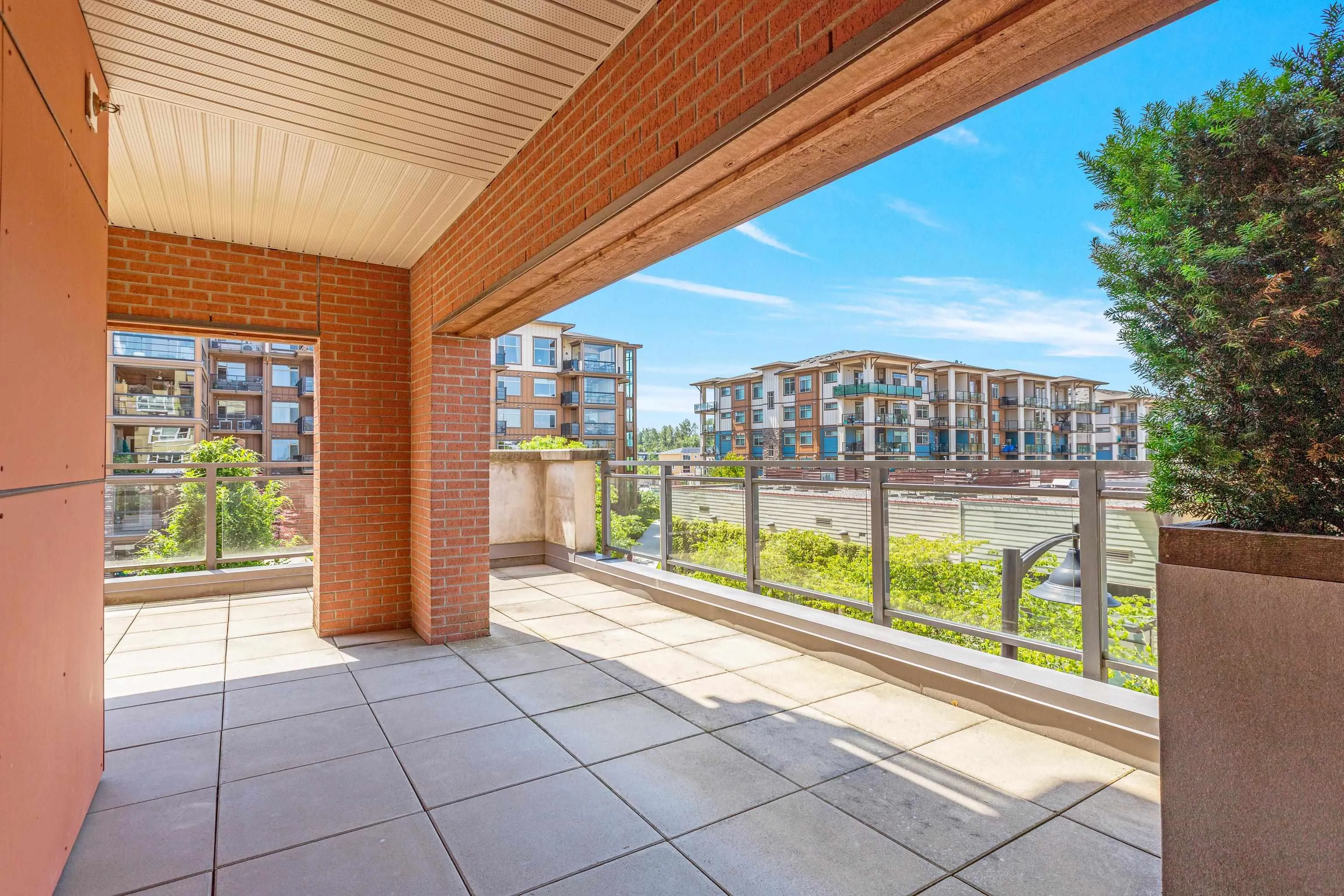 219 20728 Willoughby Town Centre Drive