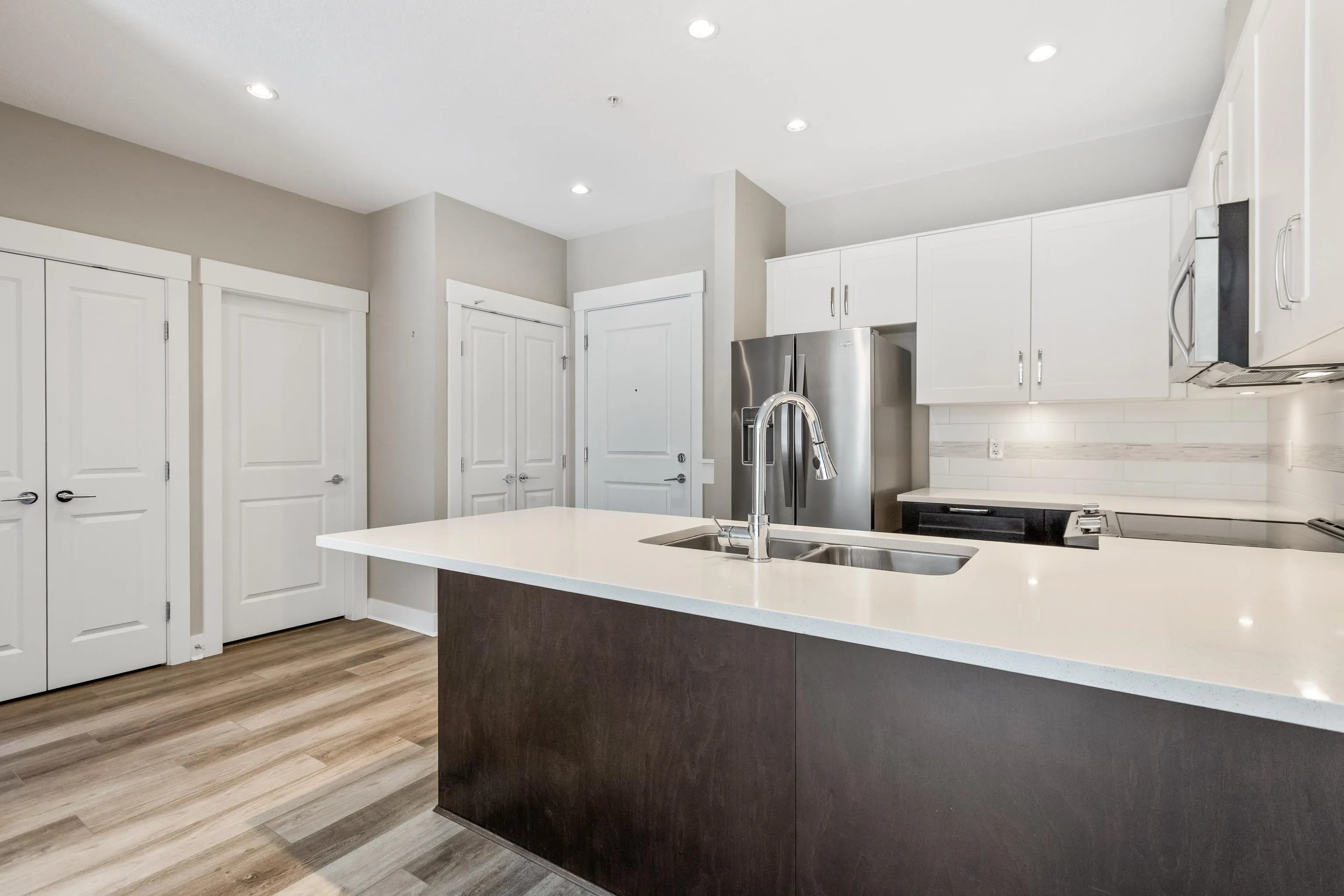 219 20728 Willoughby Town Centre Drive